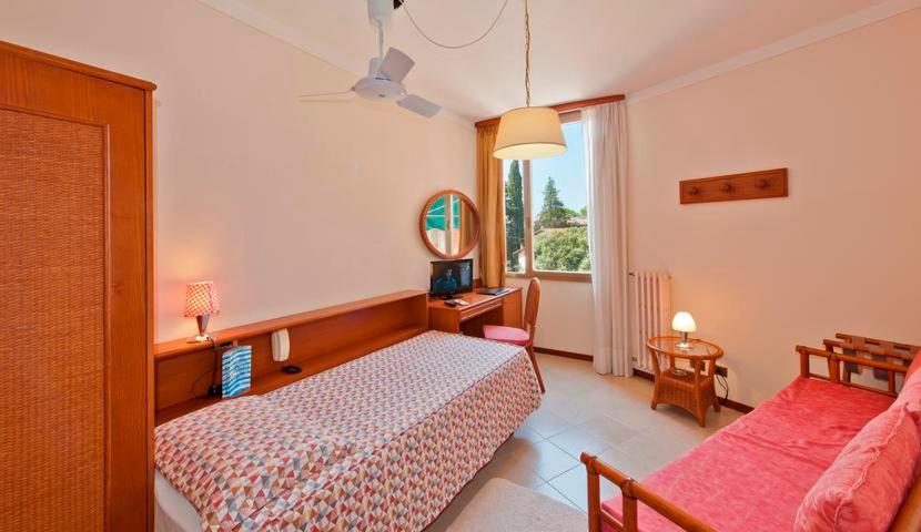 Twin Room photo 1