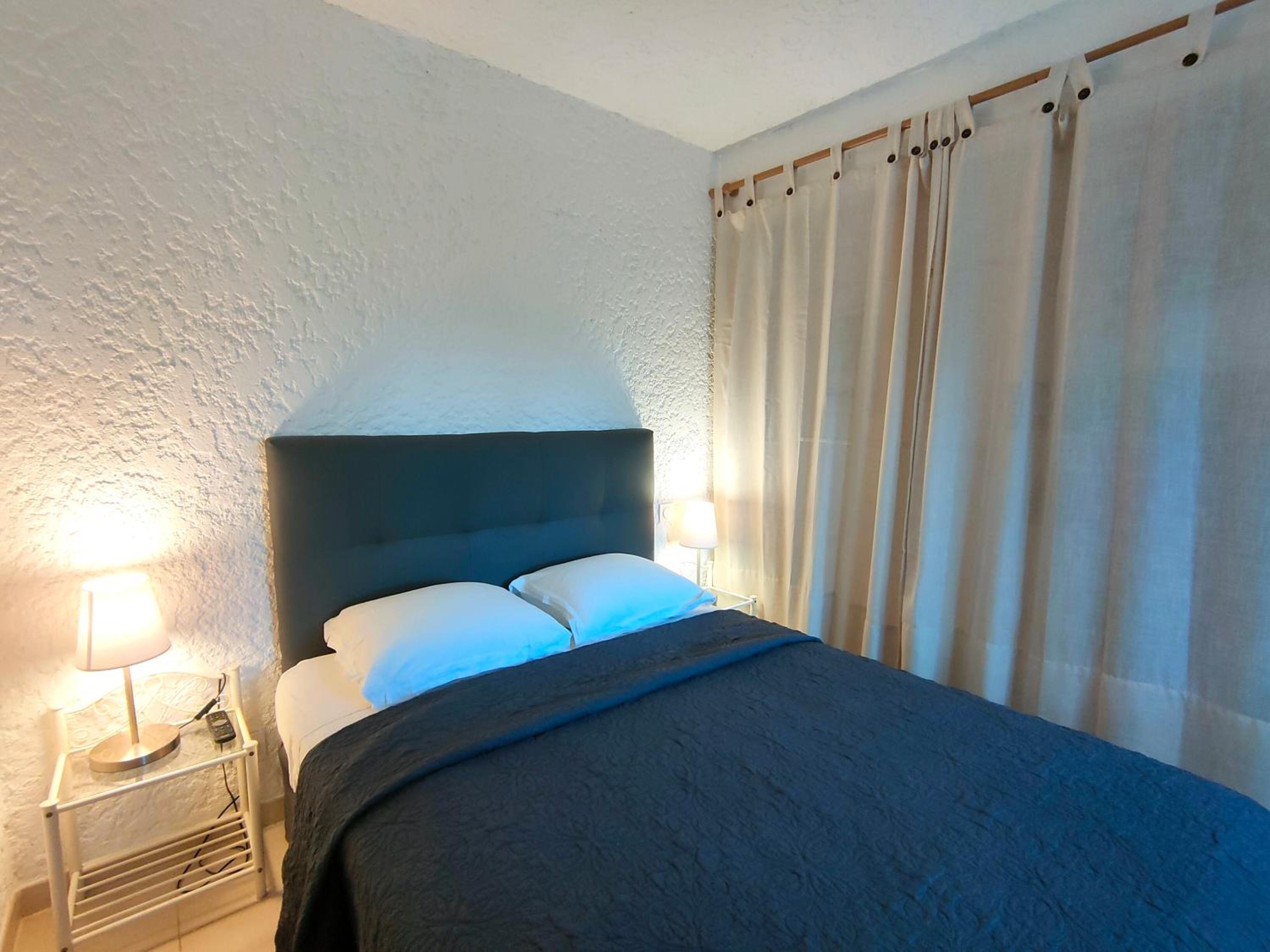 One-Bedroom Apartment with Mezzanine photo 2