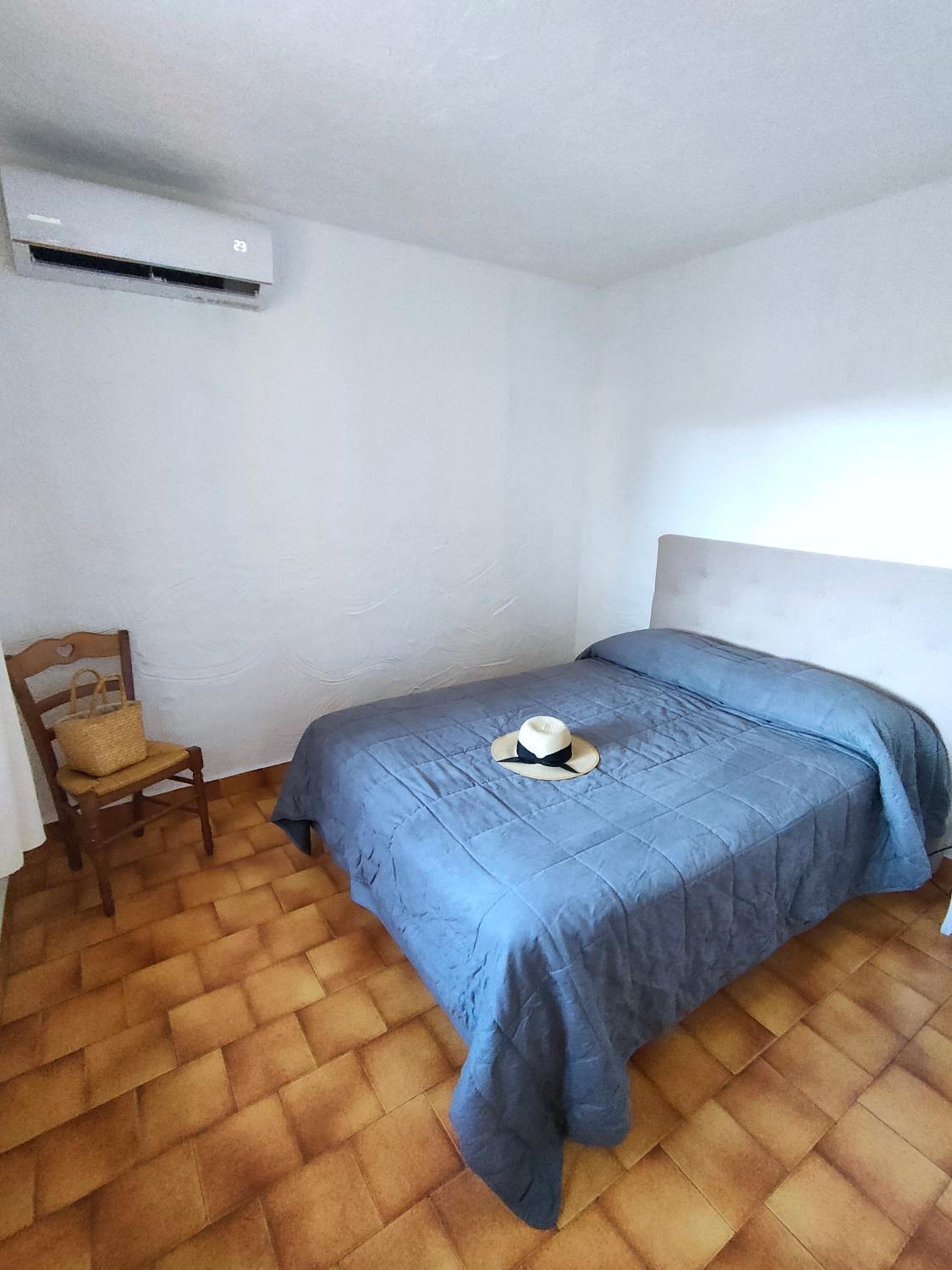 Two-Bedroom Apartment photo 2