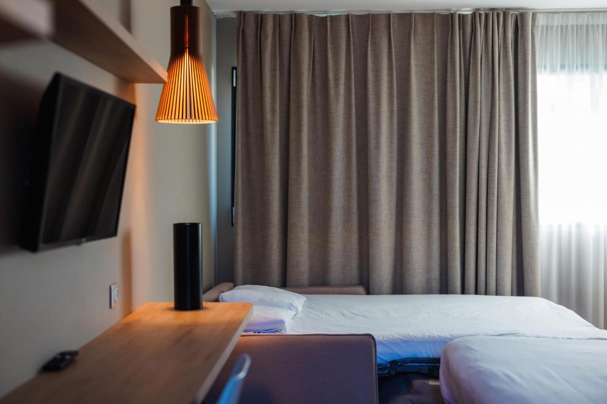 Standard Double Room with Sofa - Photo 4