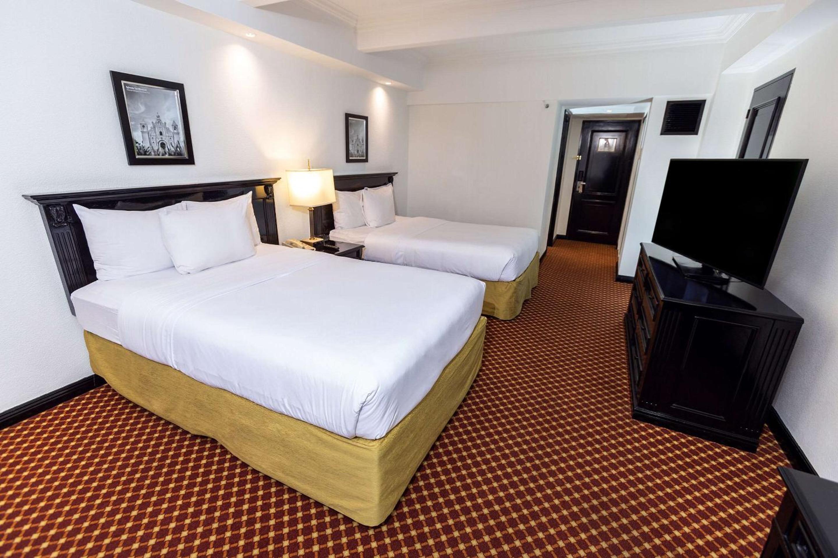 Standard Double Room - Photo 4