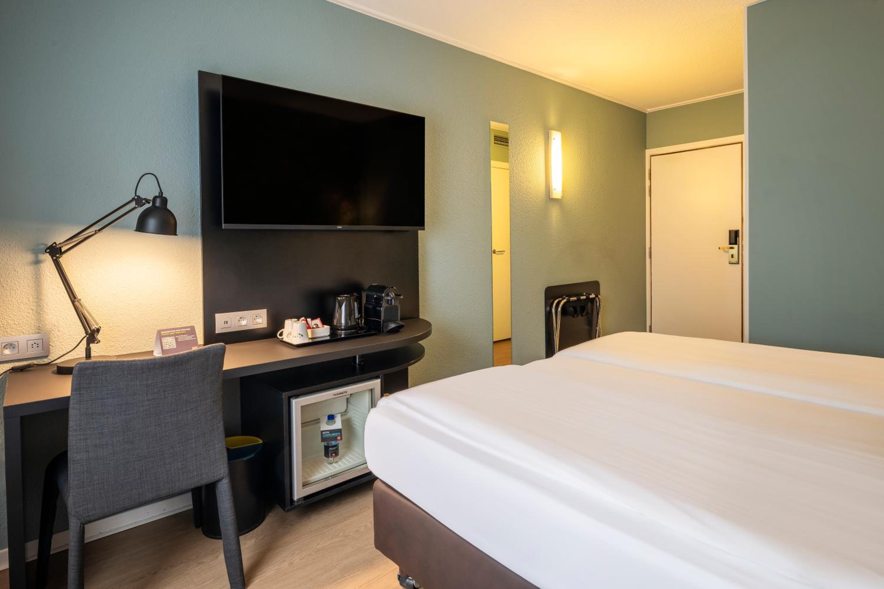 Classic Double Room - Photo 8