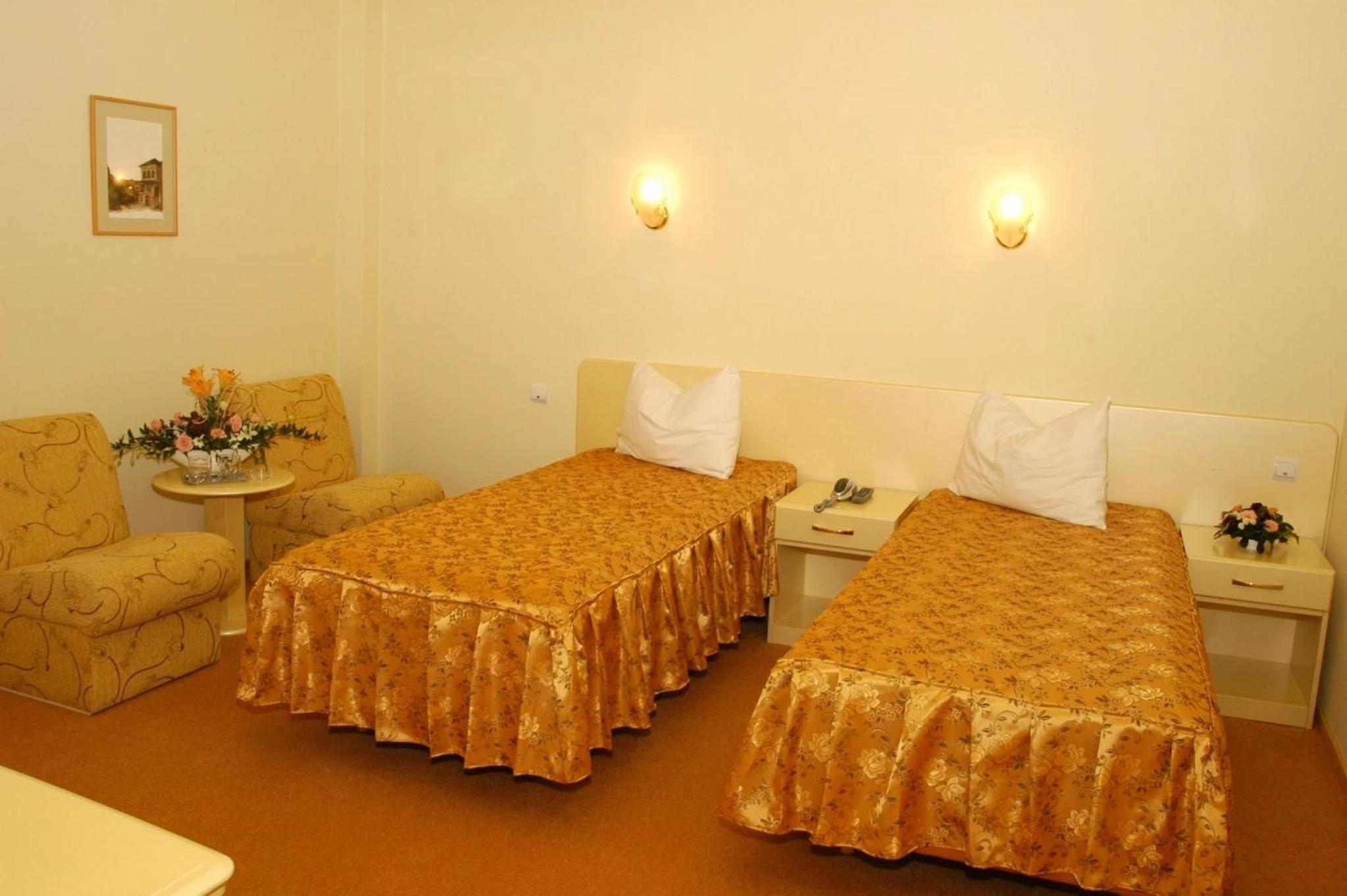 Double or Twin Room photo 2