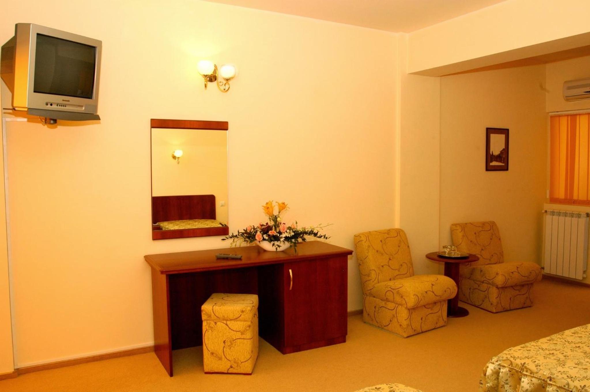 Double or Twin Room photo 3