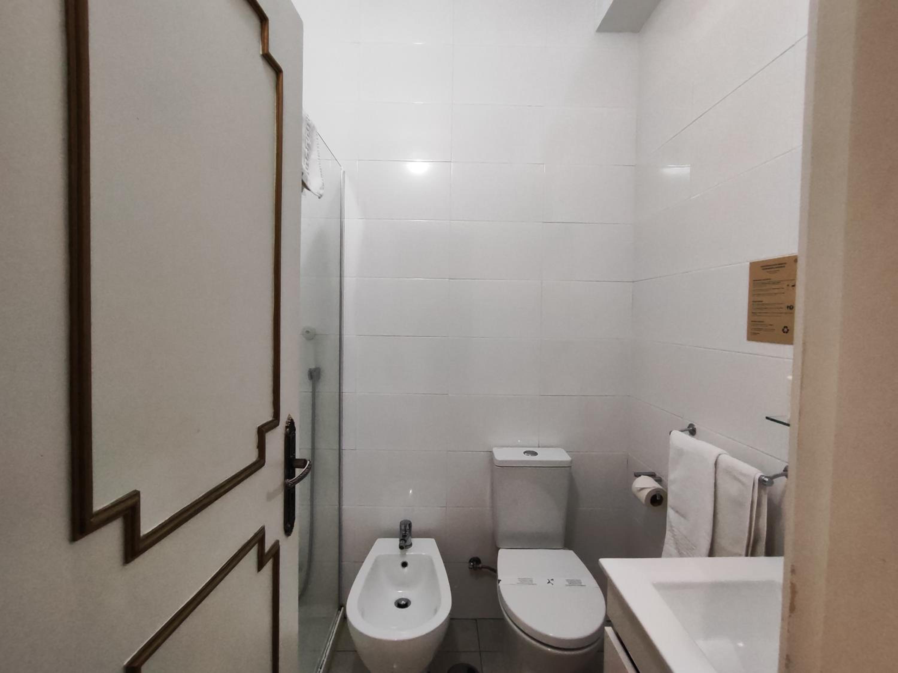 Triple Room - Photo 2