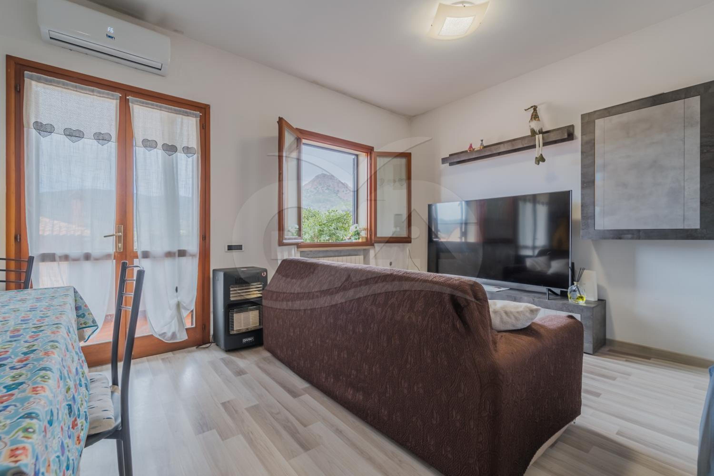 Two-Bedroom House photo 2