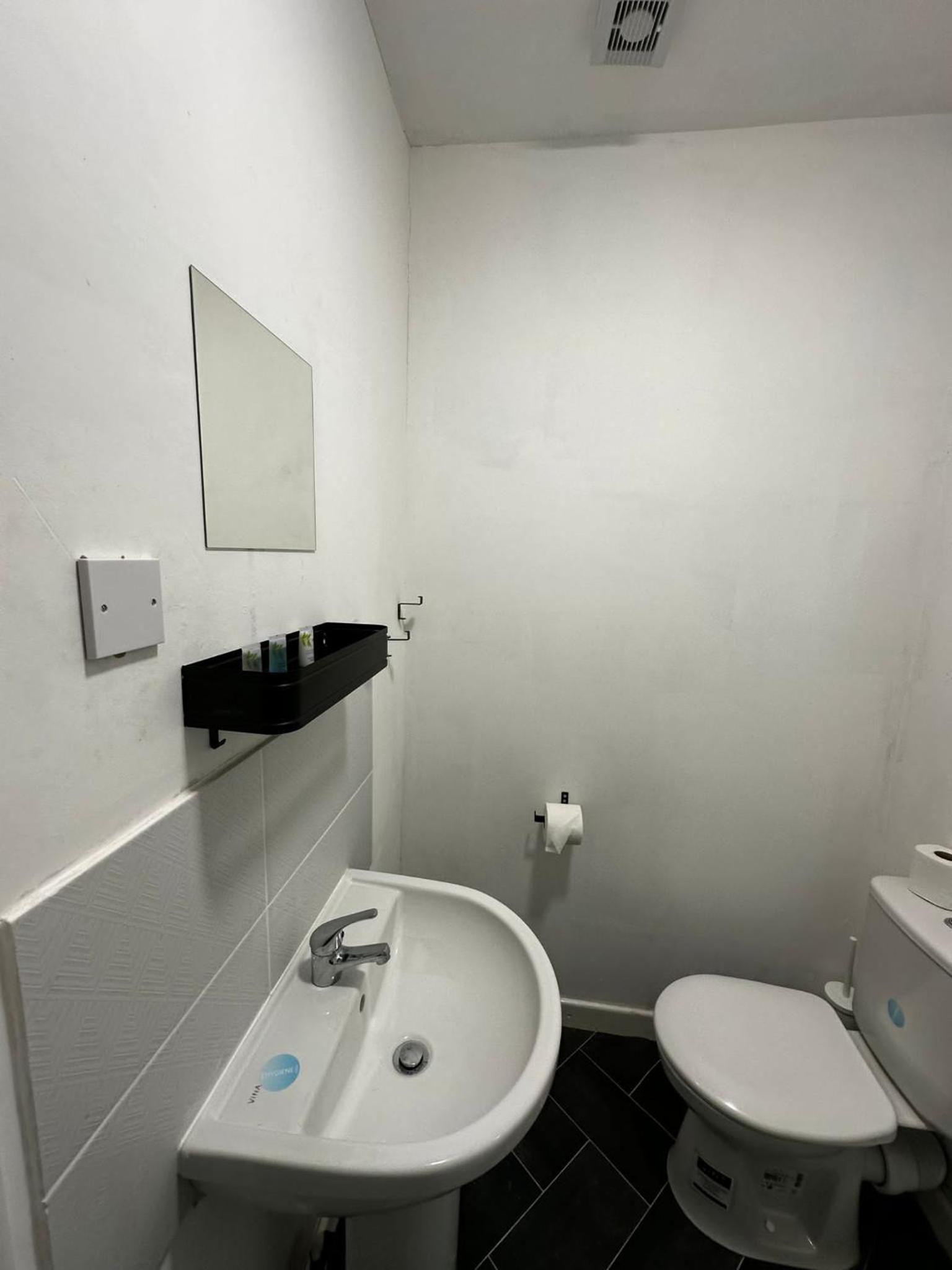 Single Room photo 2