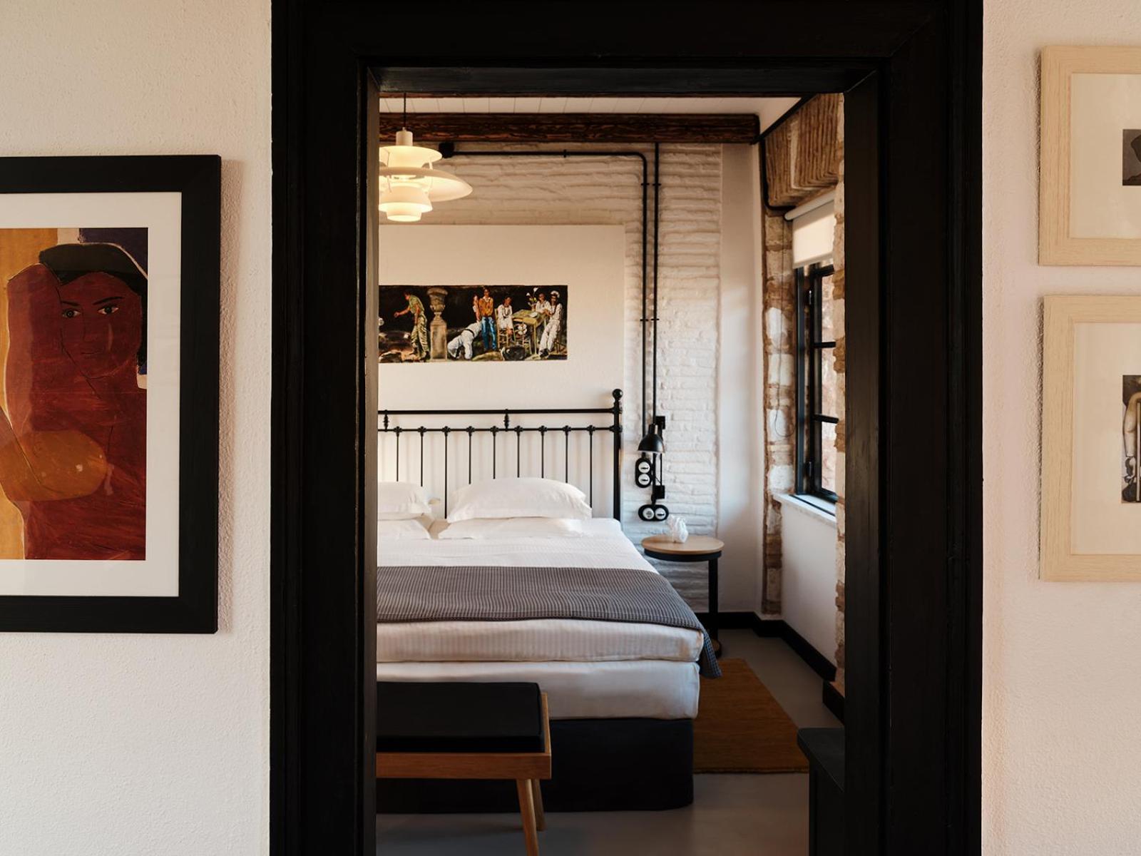 Aronia - Elevated Suite photo 2