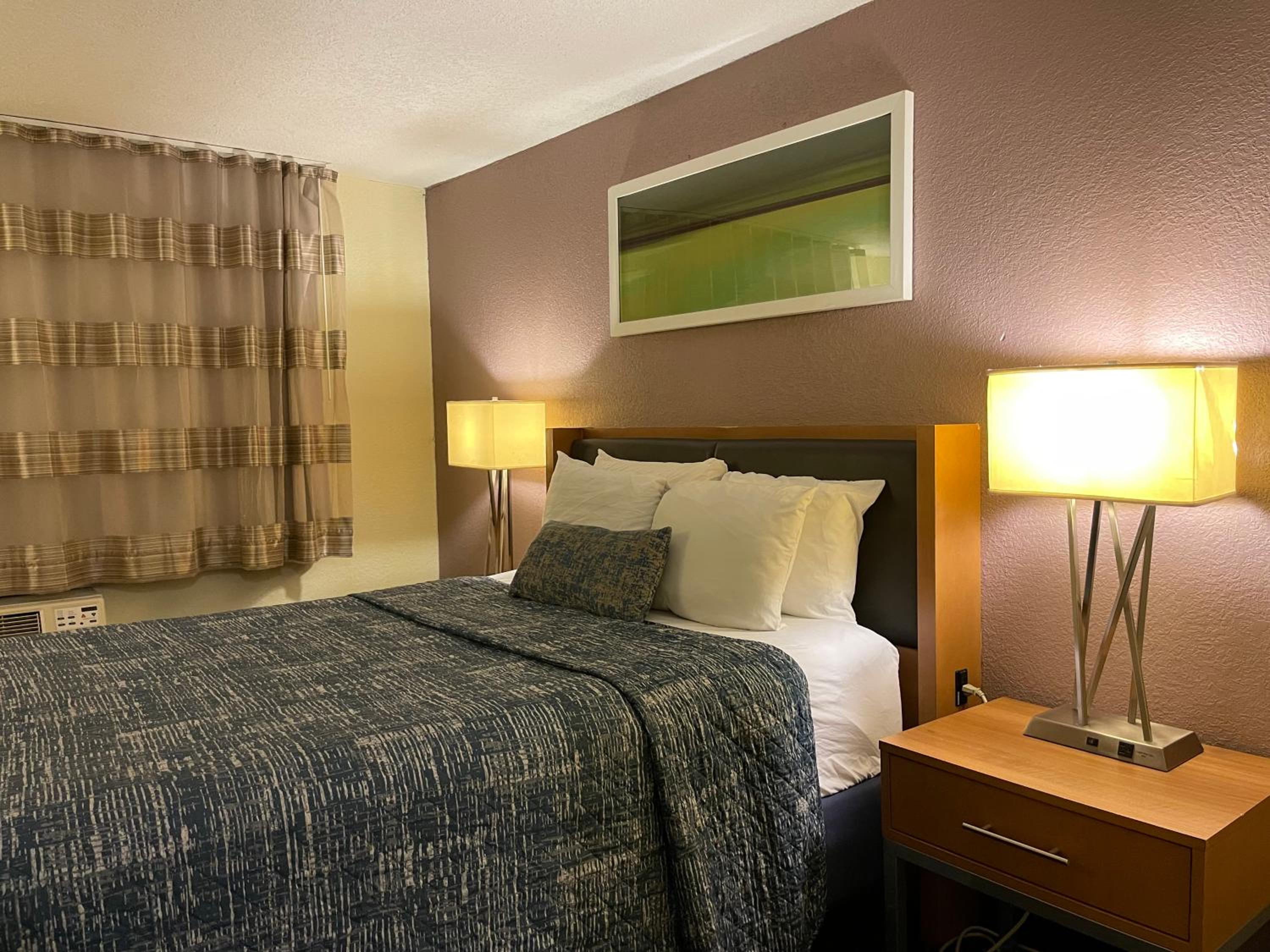Standard  Double Room - Photo 7