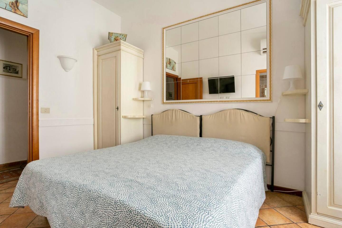 Double or Twin Room photo 1