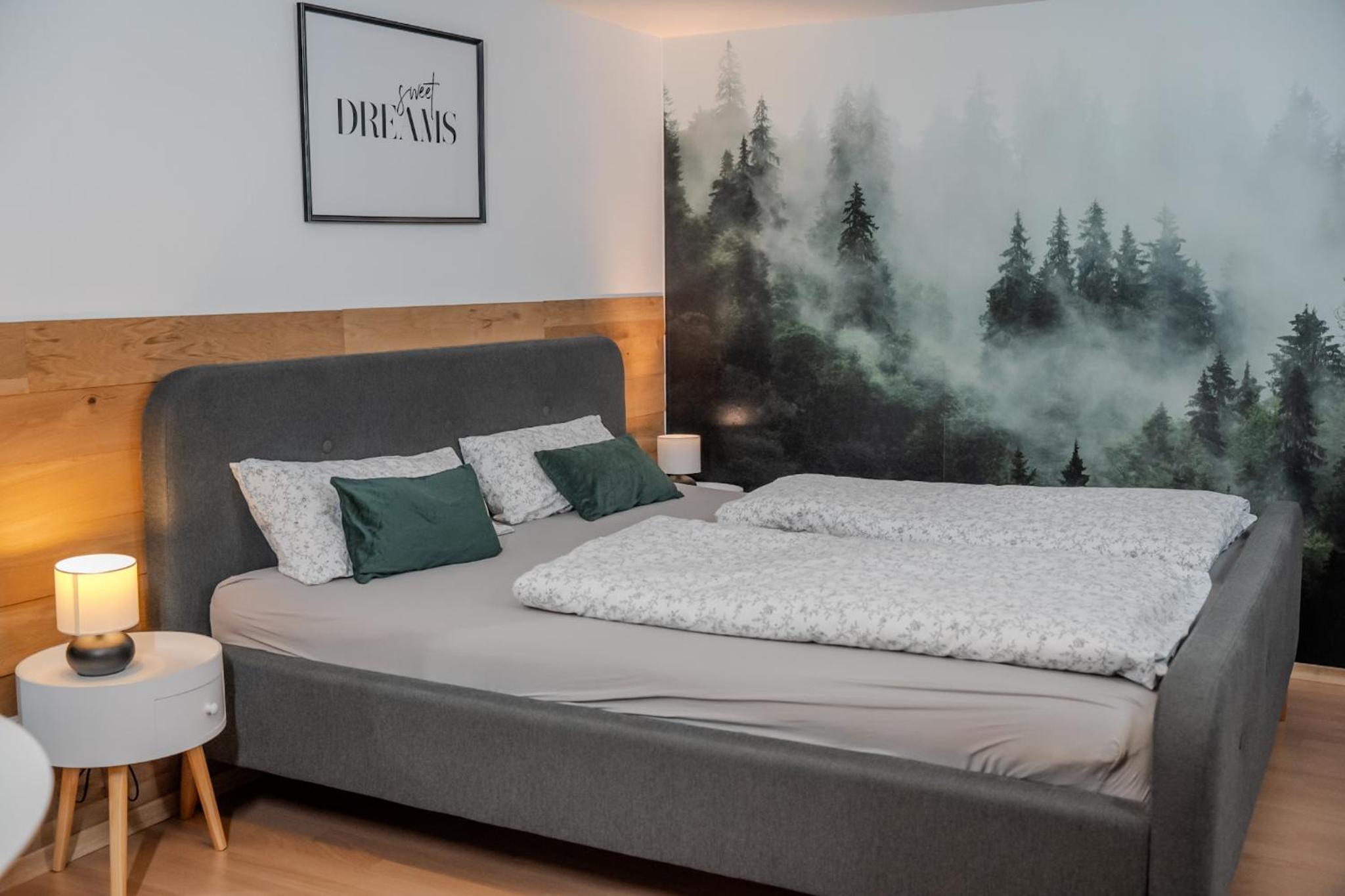 Quadruple Room with Private Bathroom photo 1