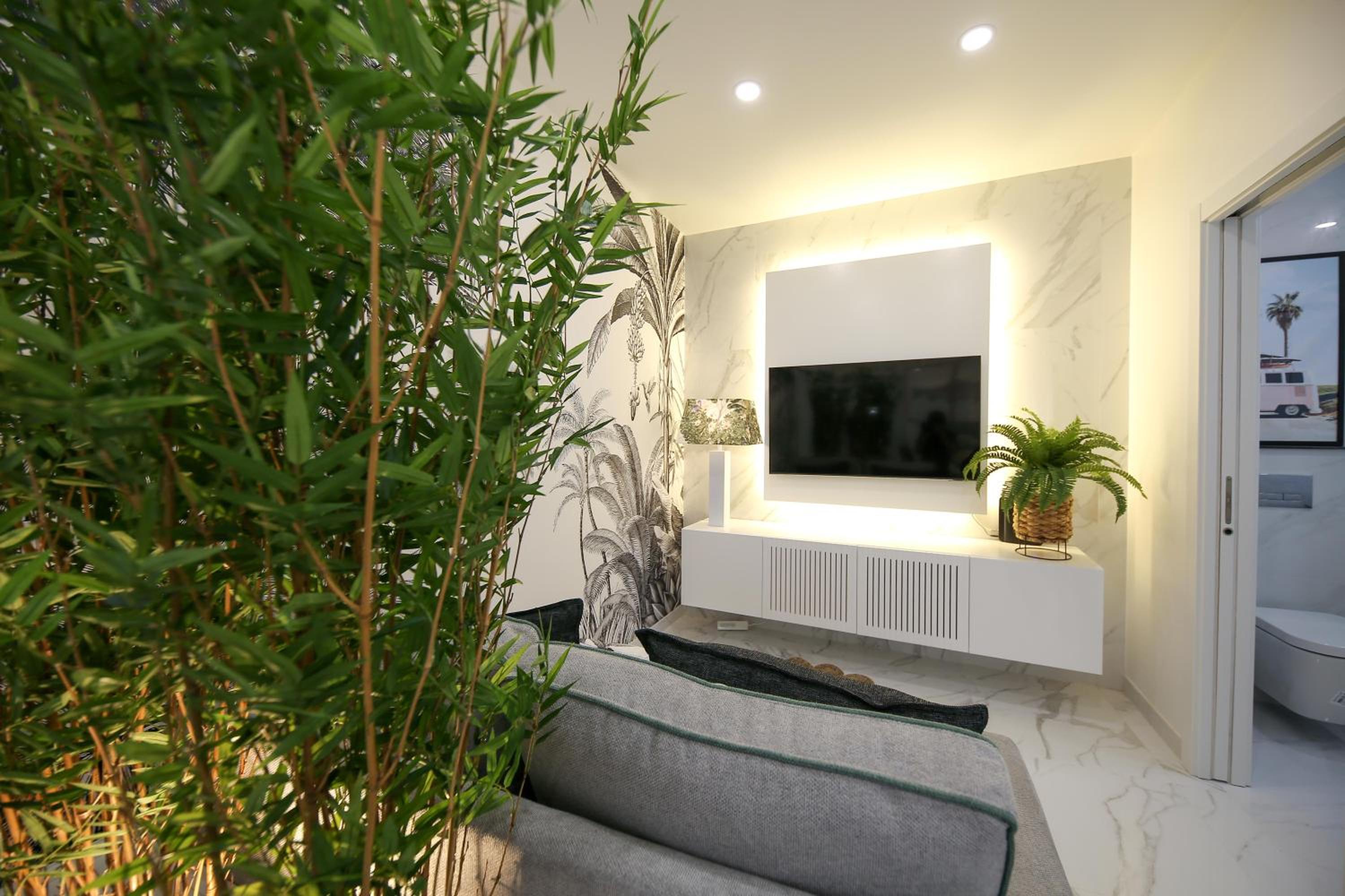 One-Bedroom Apartment - Photo 25
