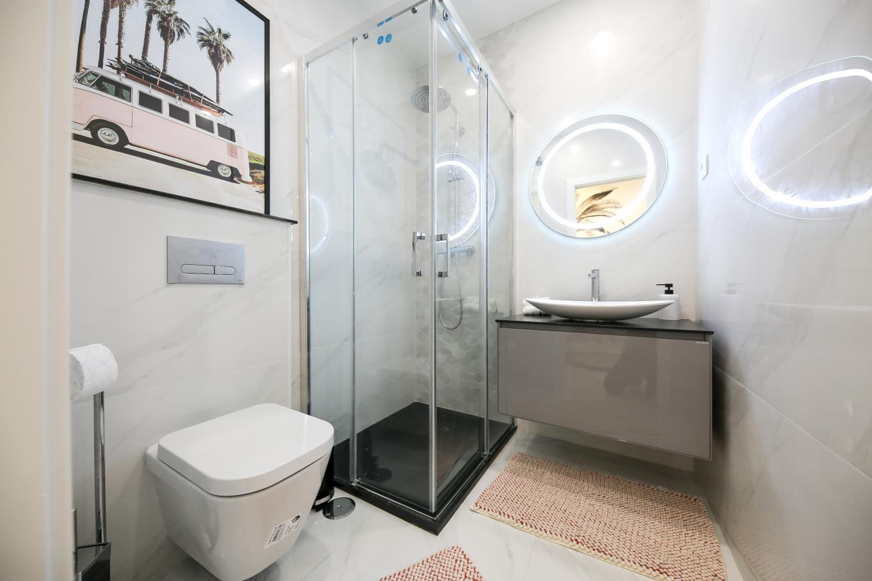 One-Bedroom Apartment - Photo 10