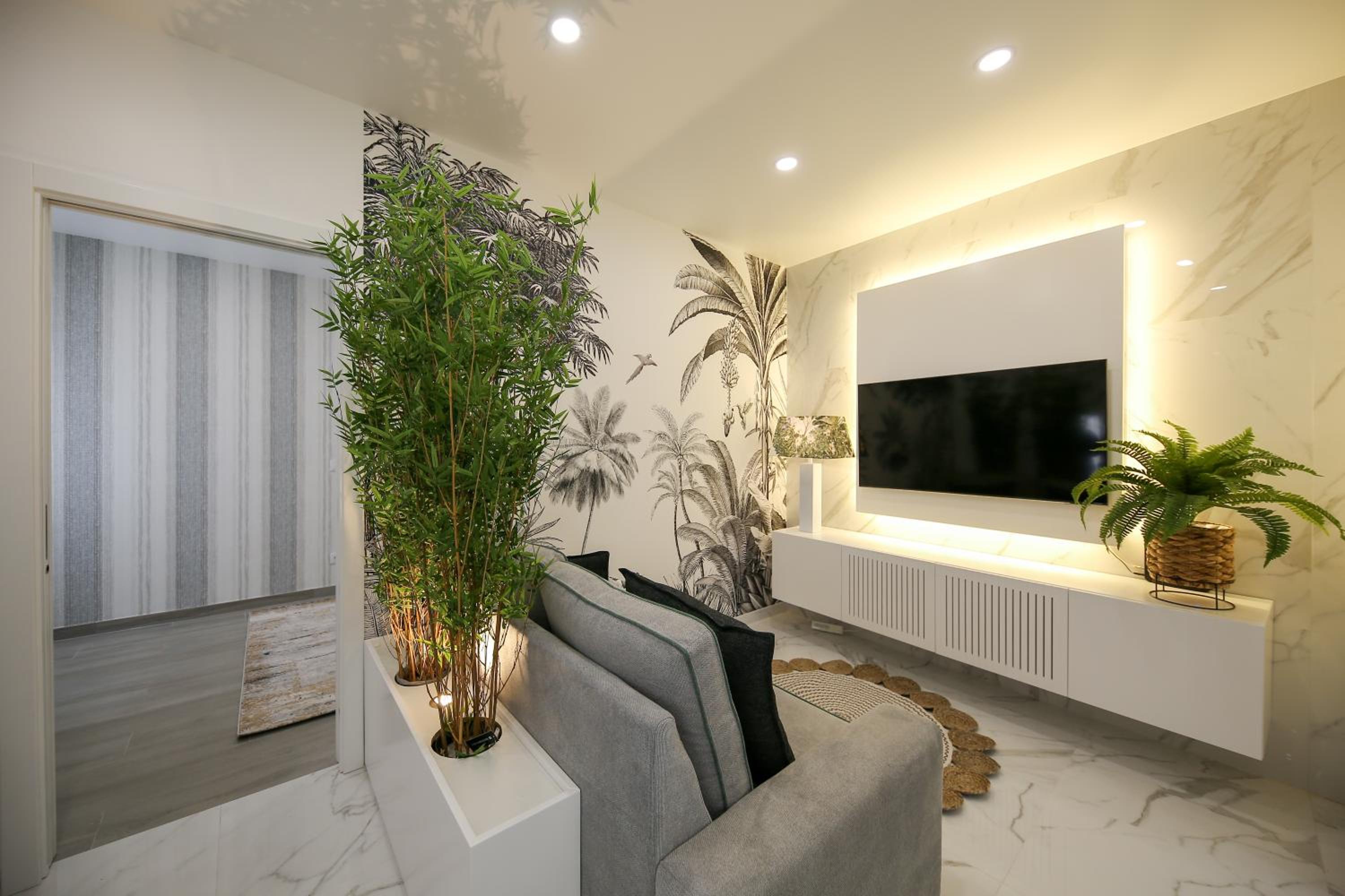 One-Bedroom Apartment - Photo 32