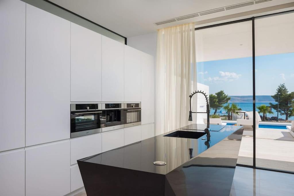 Villa photo 3