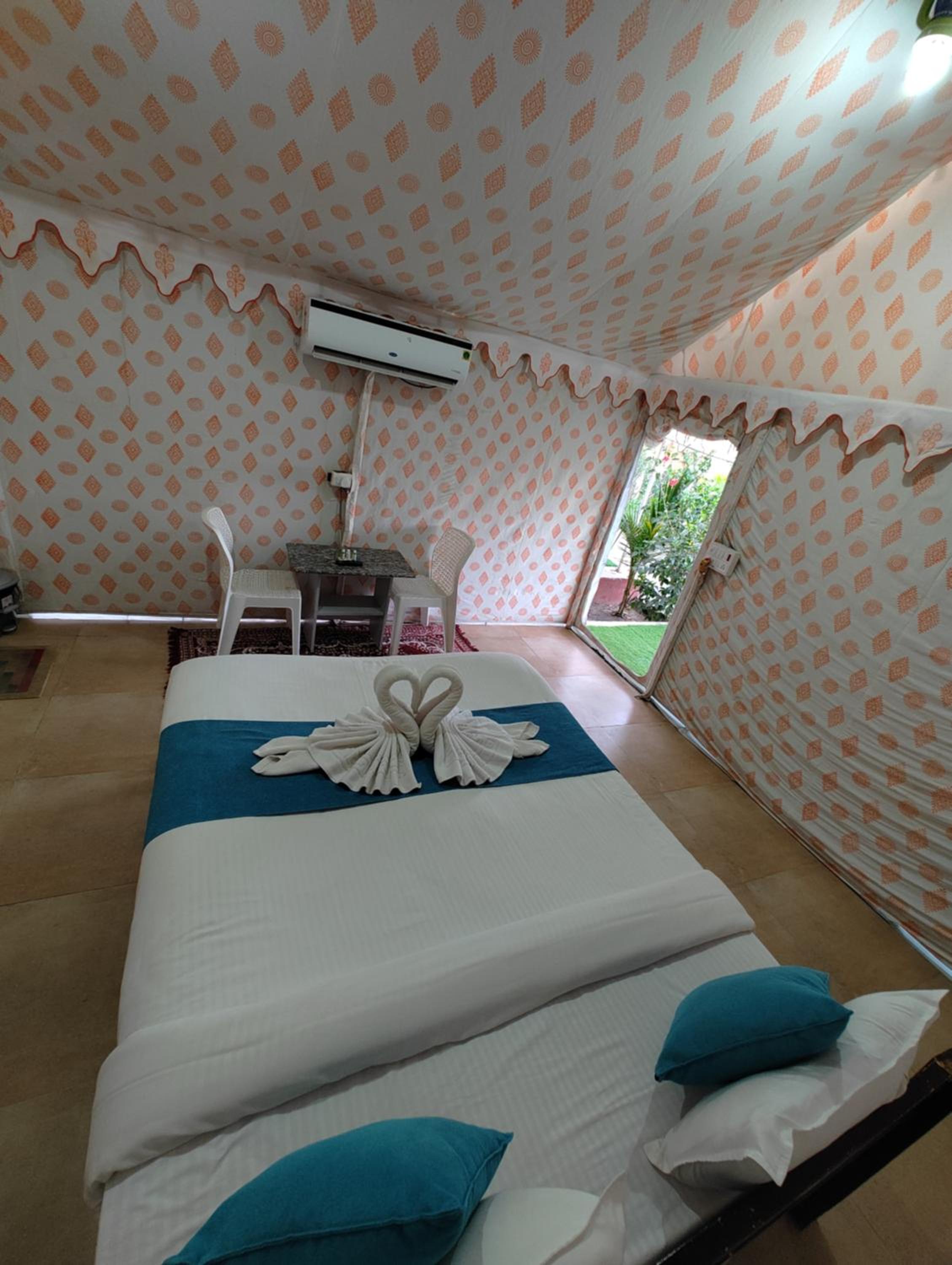 Tent - Photo 6
