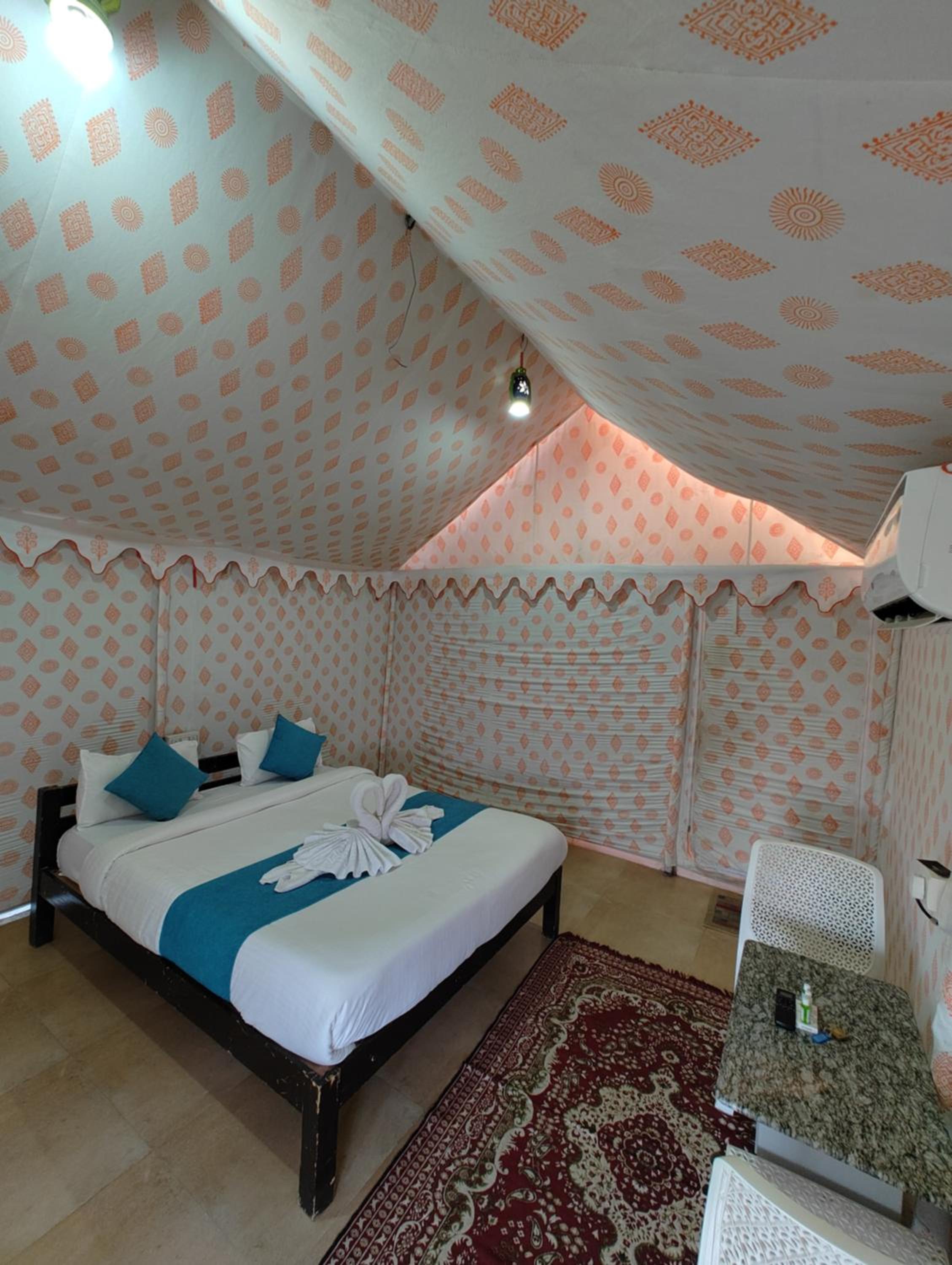 Tent - Photo 7