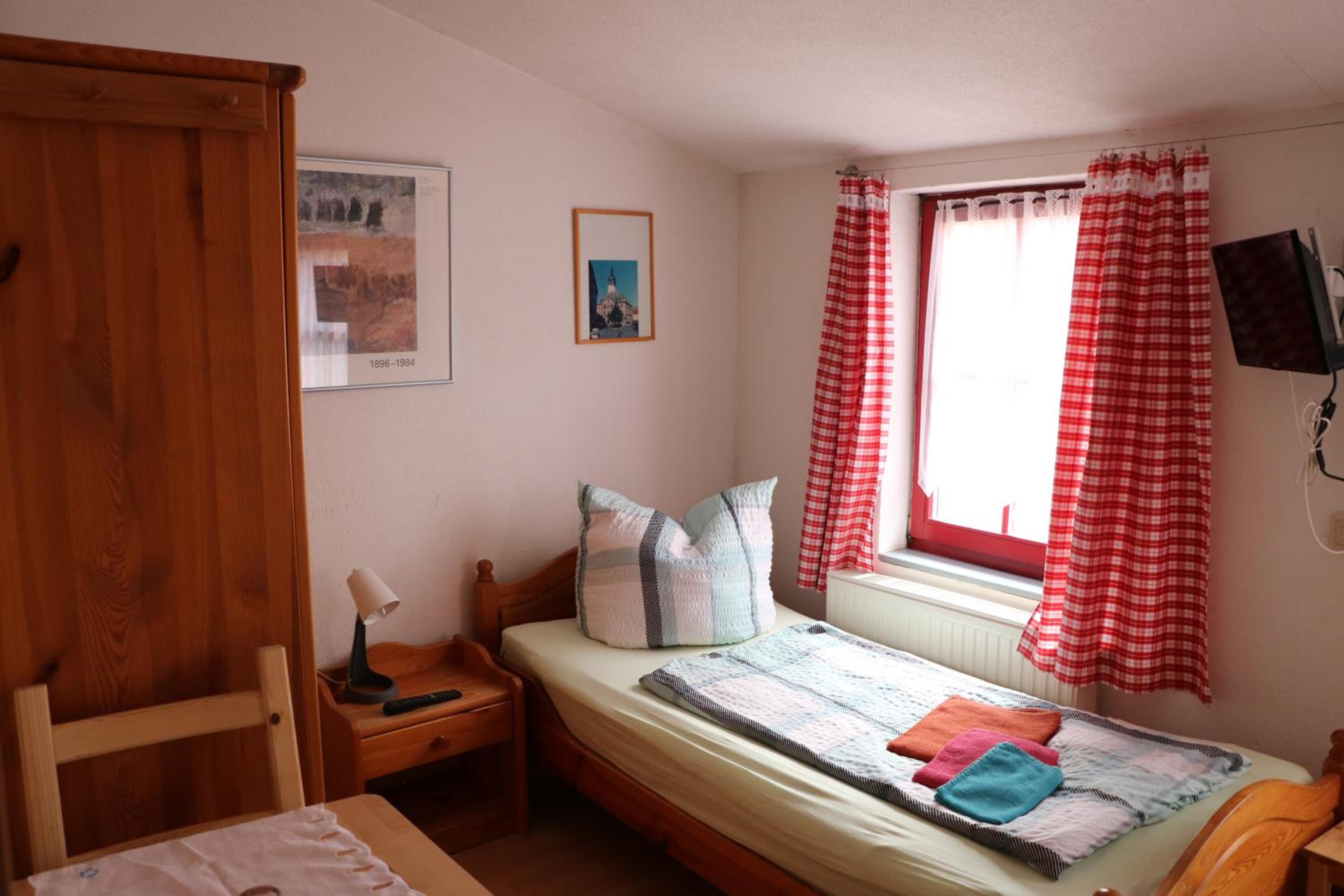 Standard Single Room