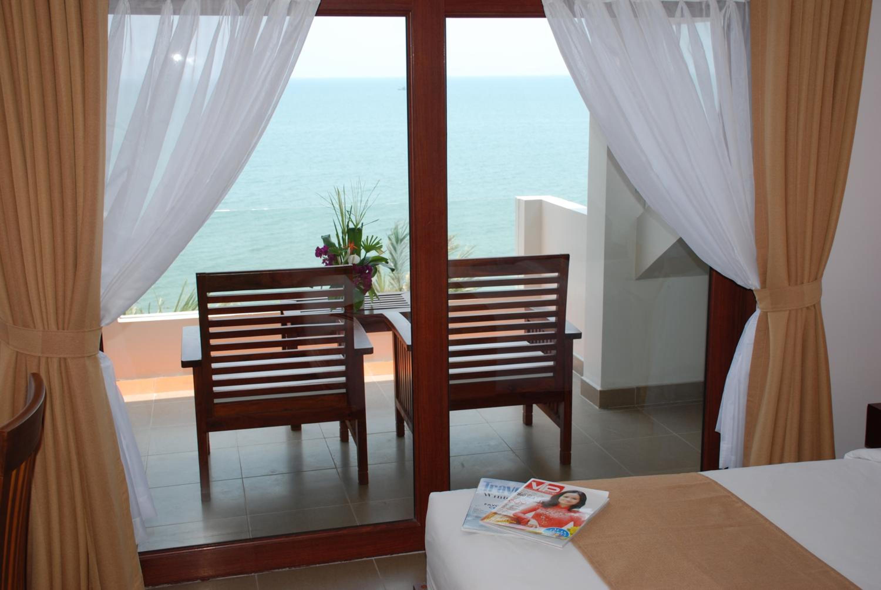 Deluxe Double Room with Sea View - Photo 7