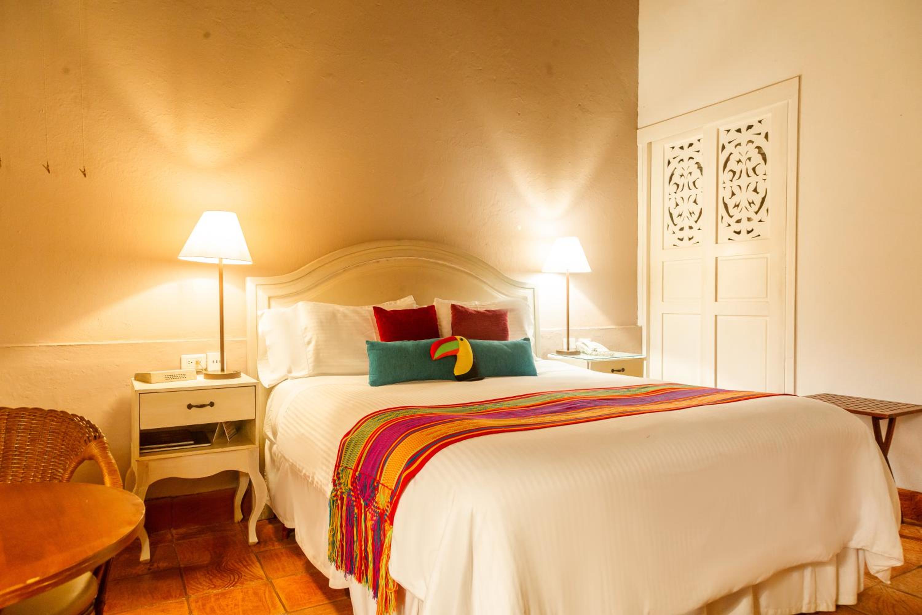 King Room - Non-Smoking photo 1