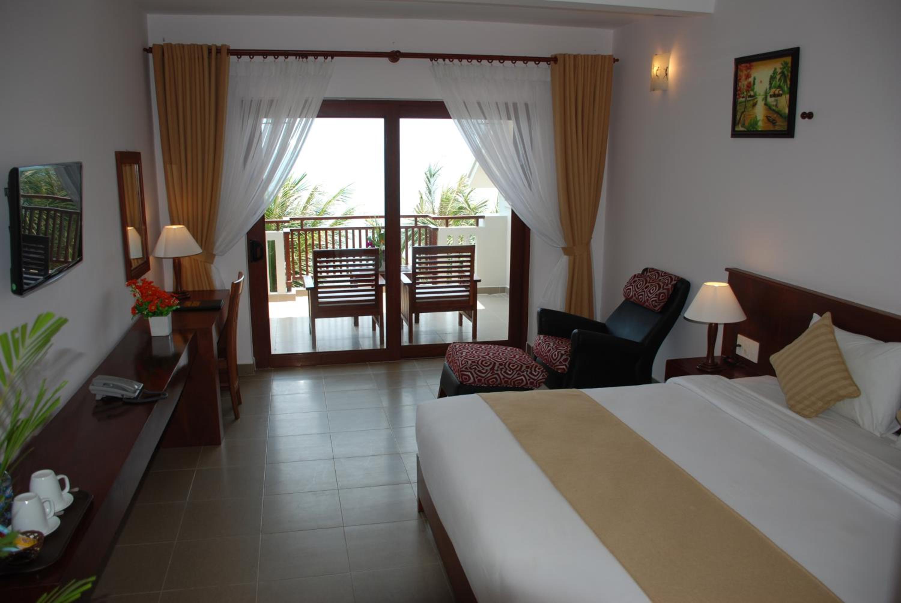 Deluxe Double Room with Sea View - Photo 5