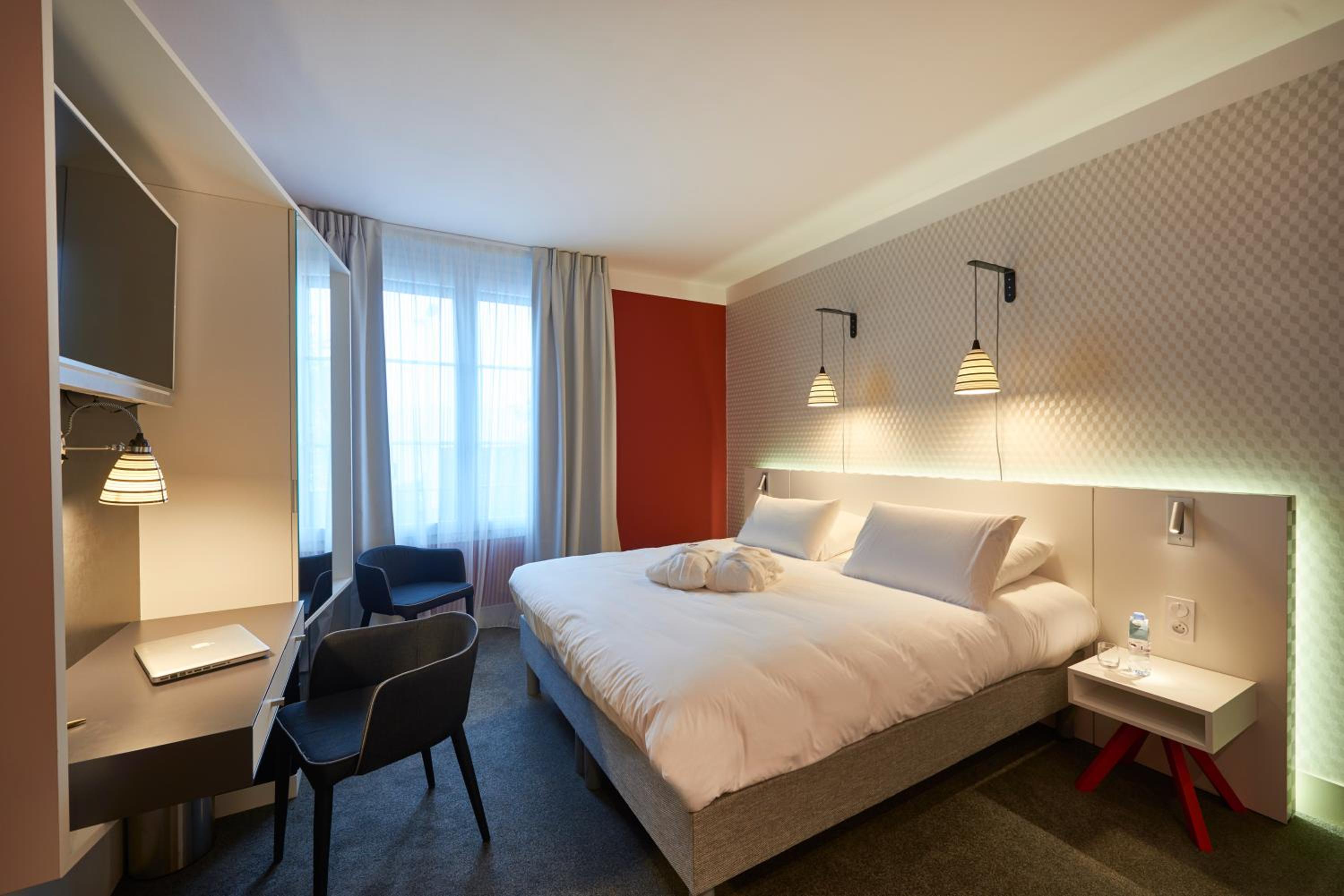 Junior Suite with One Double Bed and One Sofabed