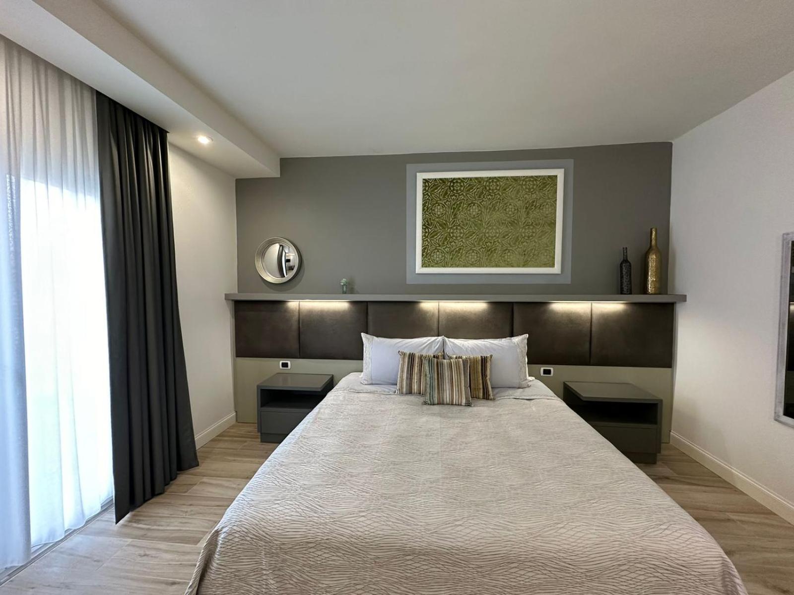 Double or Twin Room photo 3