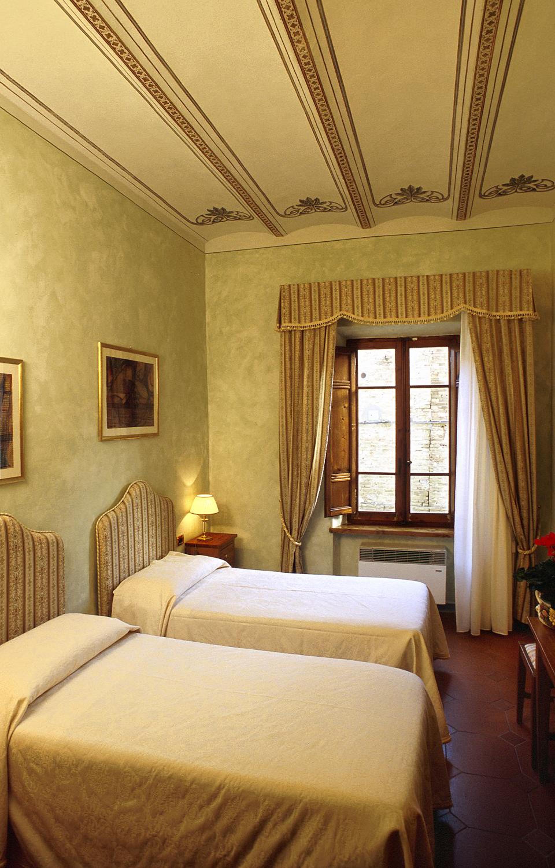 Double or Twin Room - Photo 1