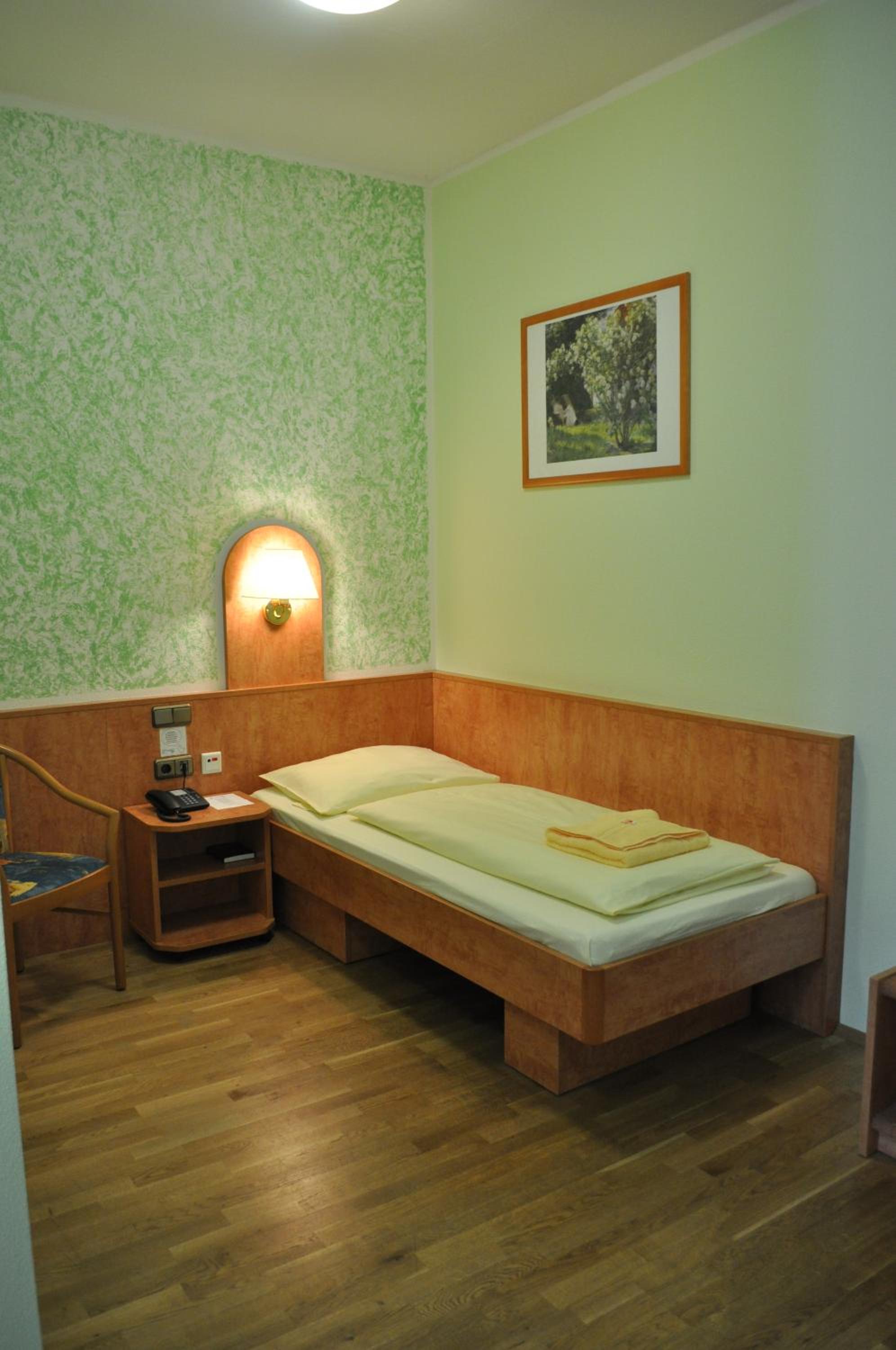 Single Room photo 2