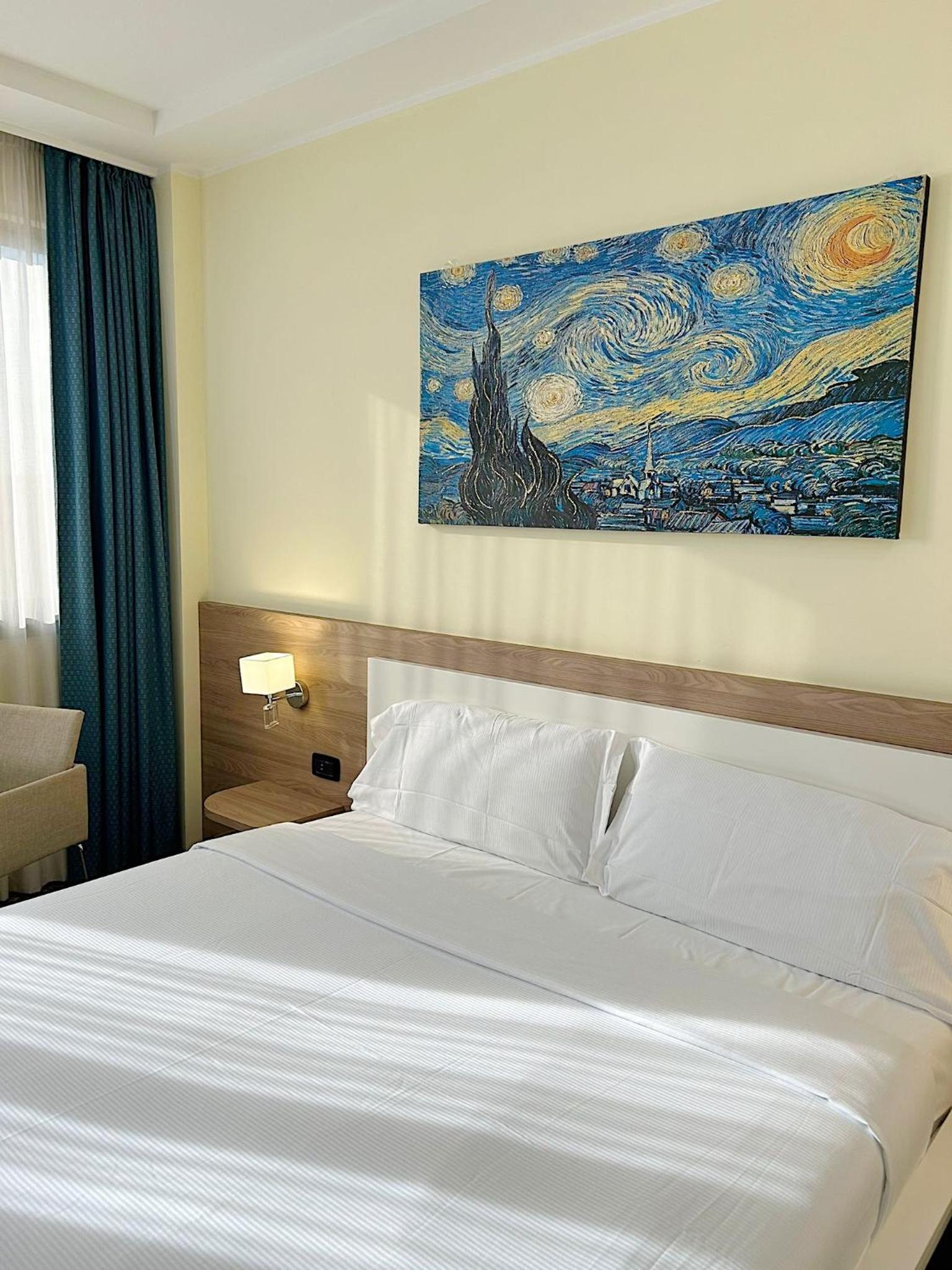 Double Room - Photo 5