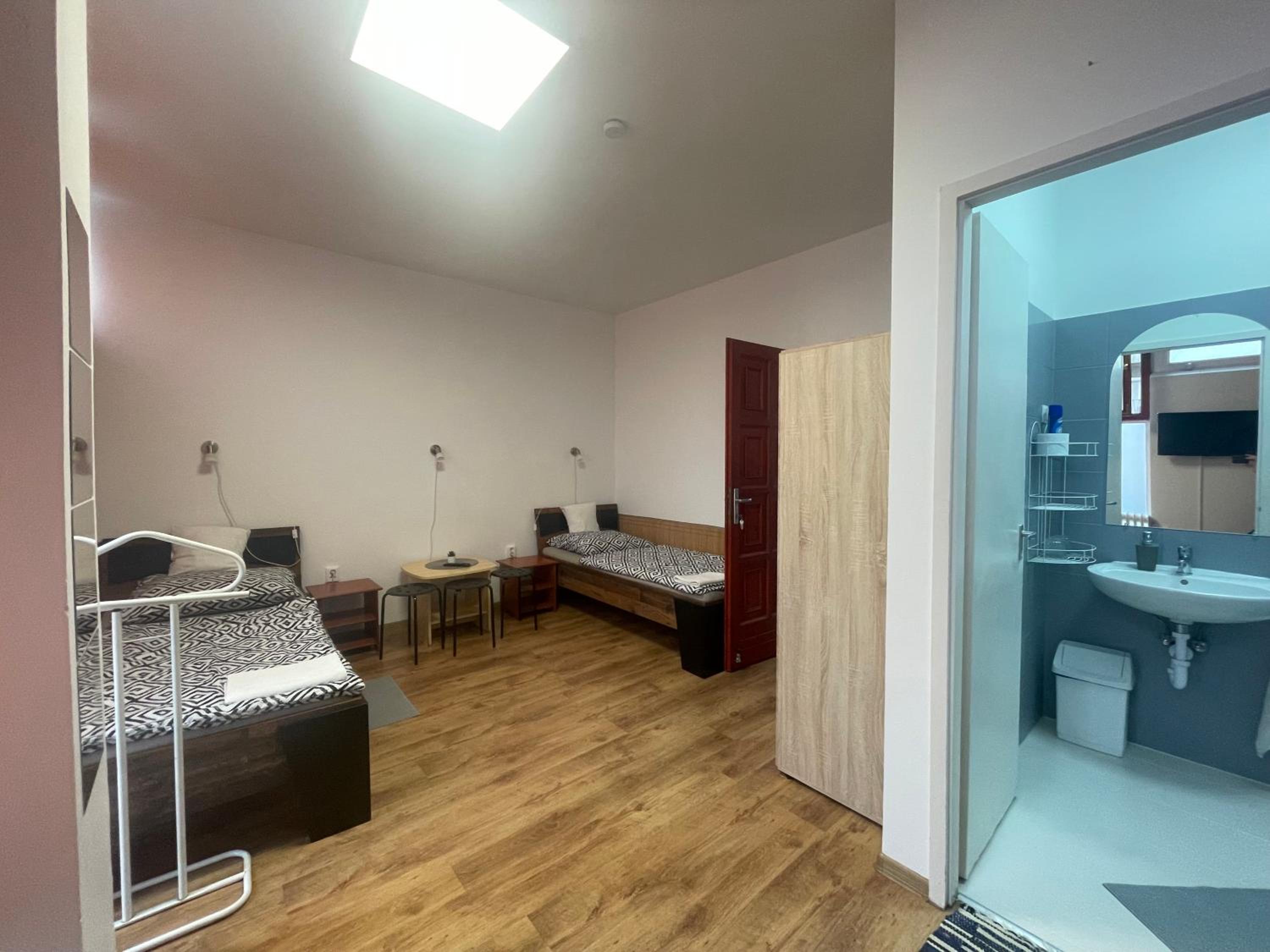 Triple Room with Private Bathroom photo 2