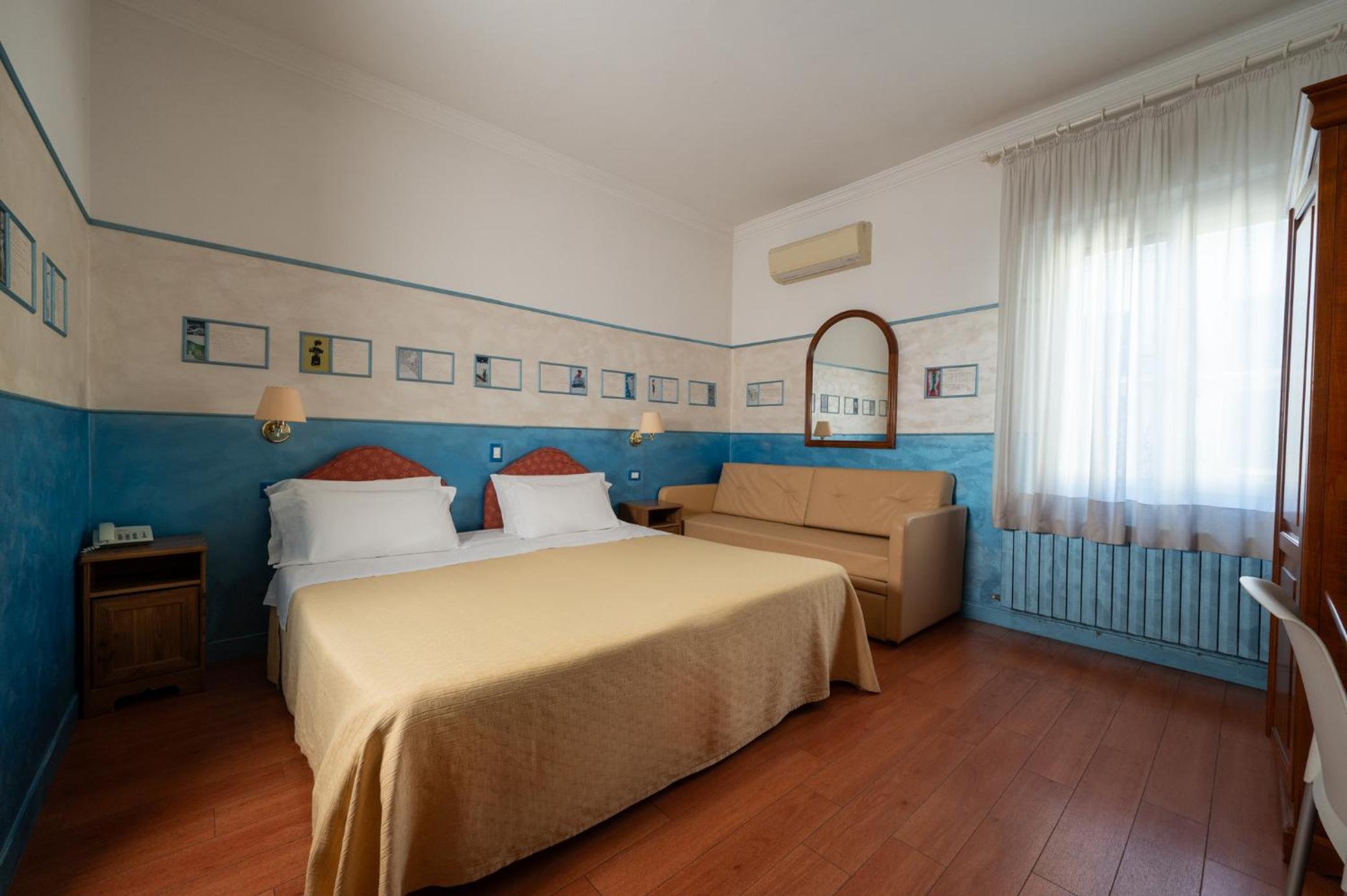 Classic Double or Twin Room - Photo 28