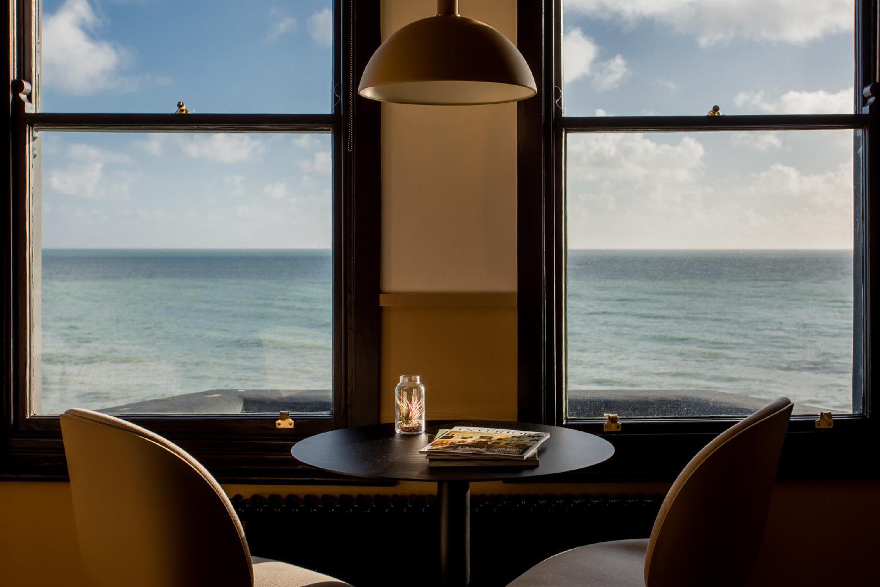 Deluxe Double Room with Sea View - Photo 2