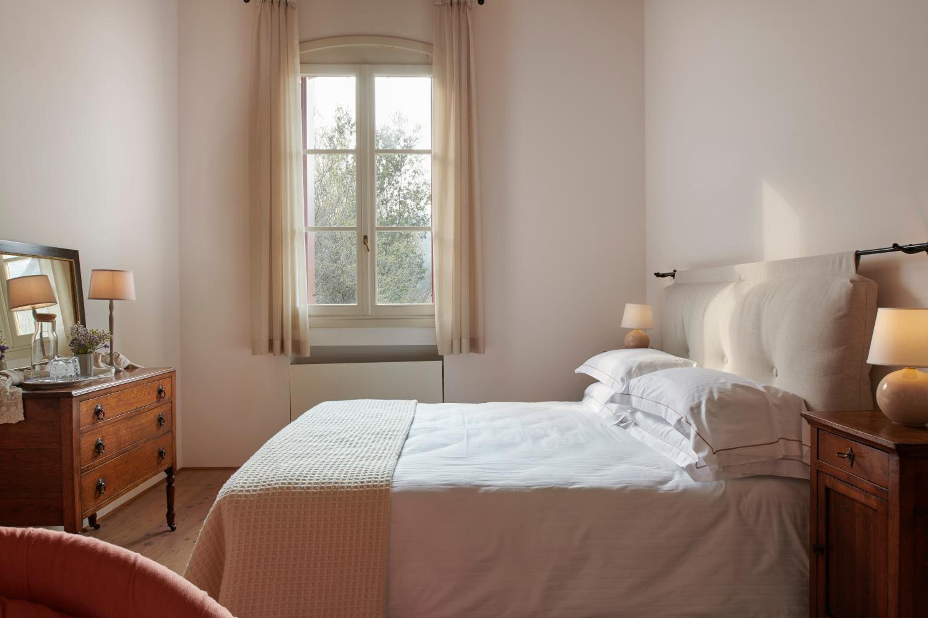 Deluxe Double or Twin Room - Photo 1