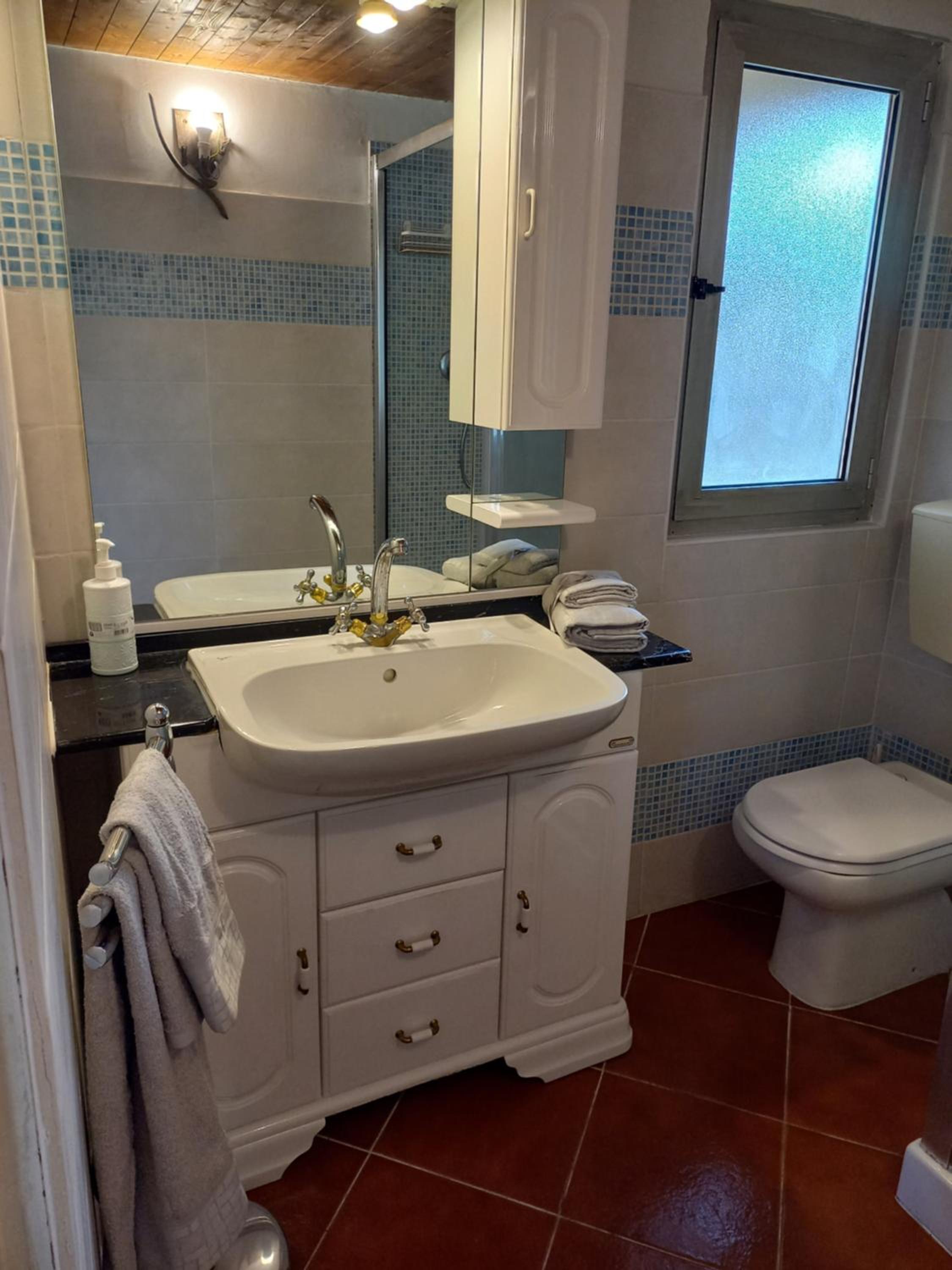 One-Bedroom House photo 2
