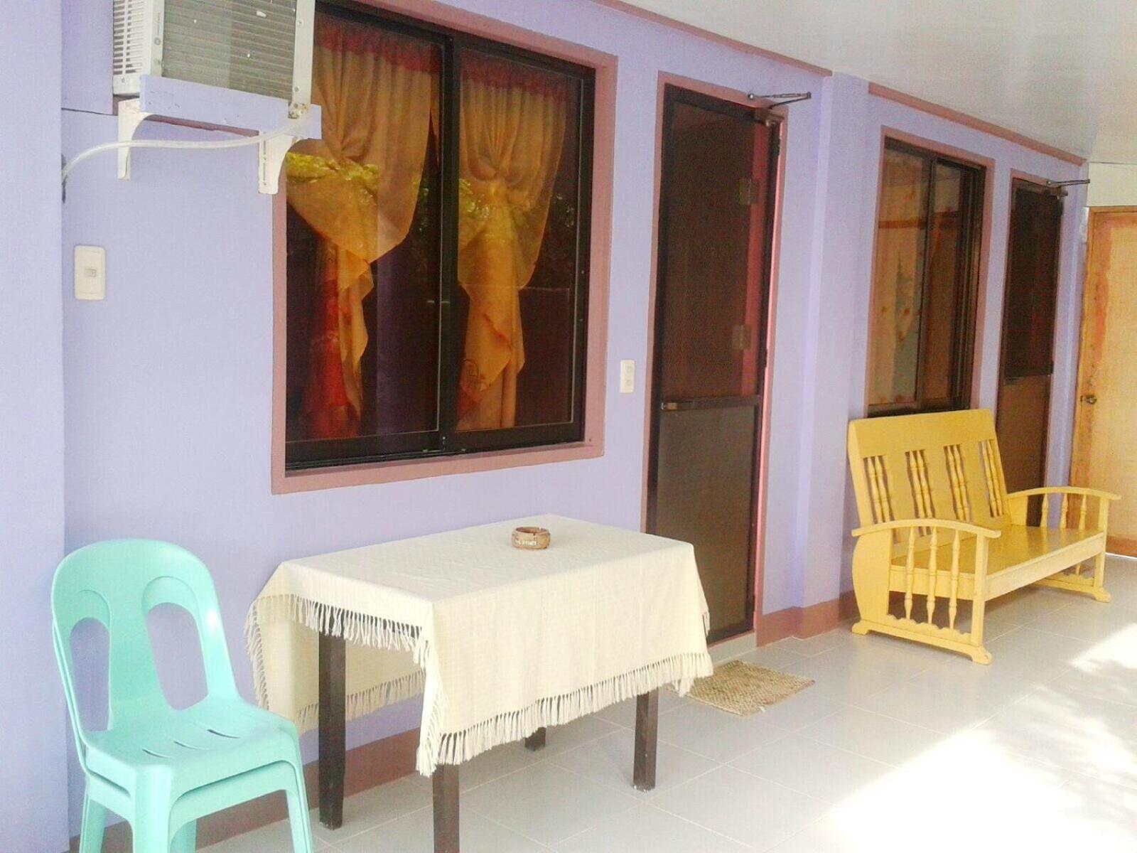 Budget Double Room photo 3