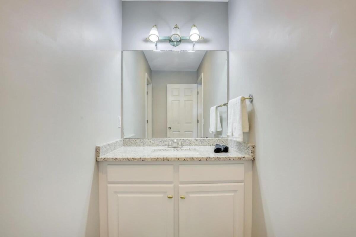 Apartment - Photo 11