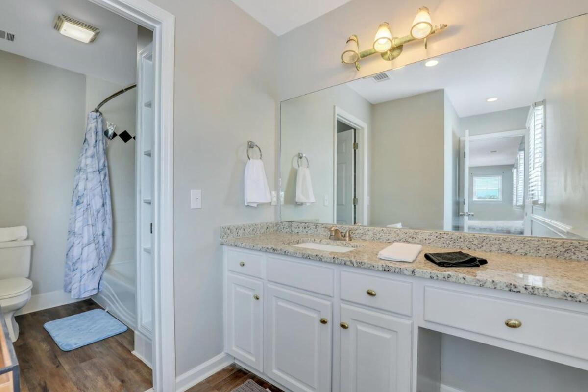 Apartment - Photo 32