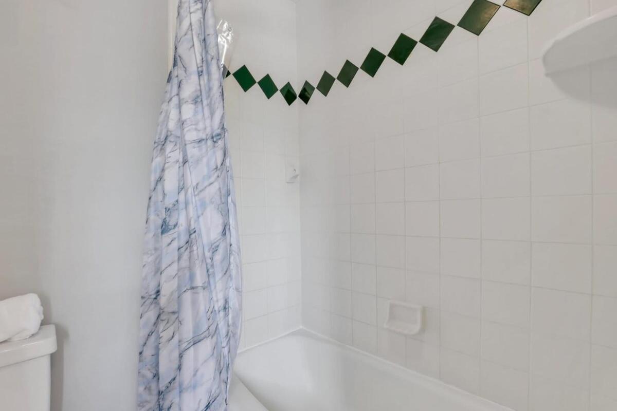 Apartment - Photo 34