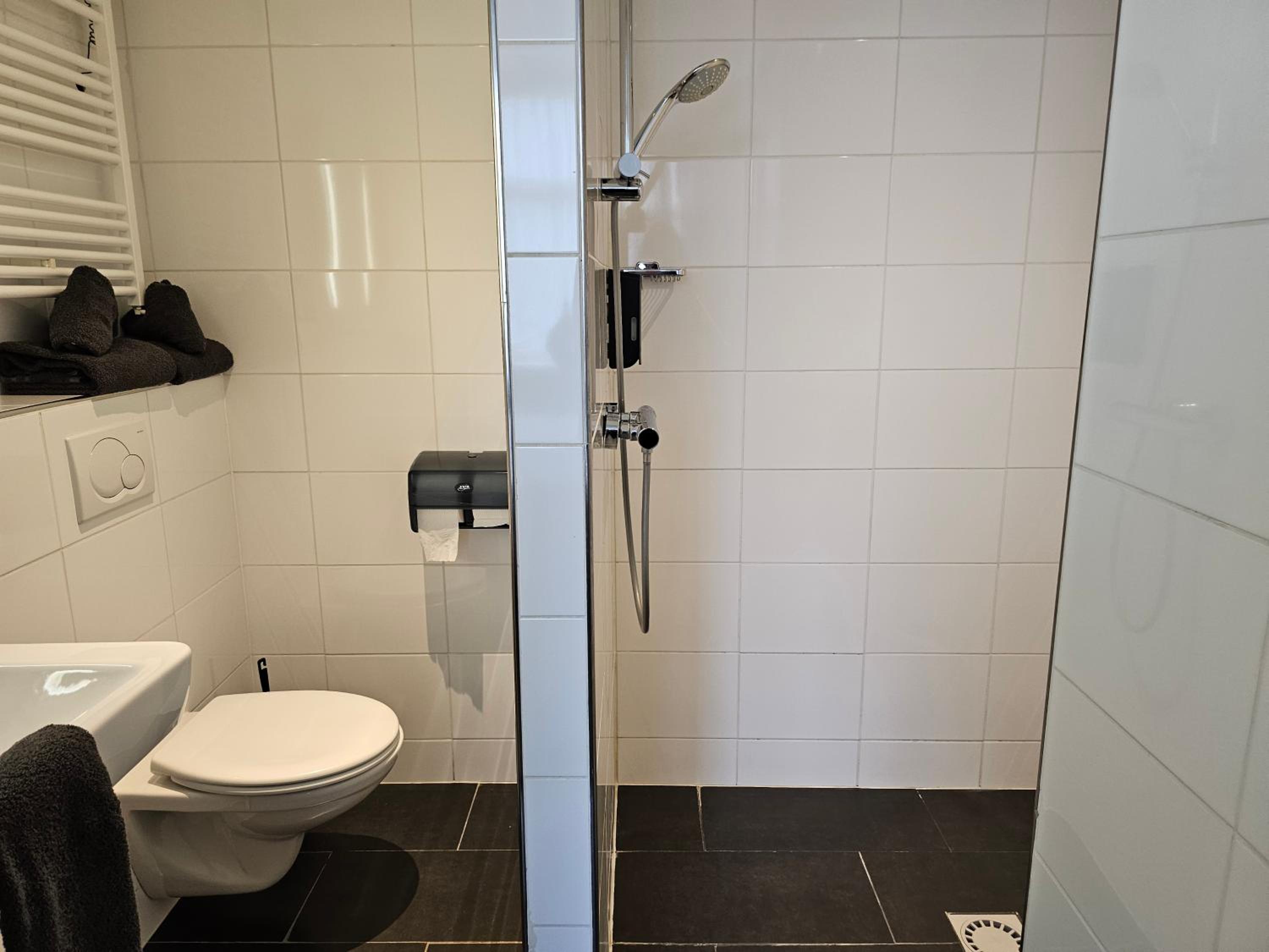 Deluxe Twin Room at The City Side with Elevator Access - Photo 5