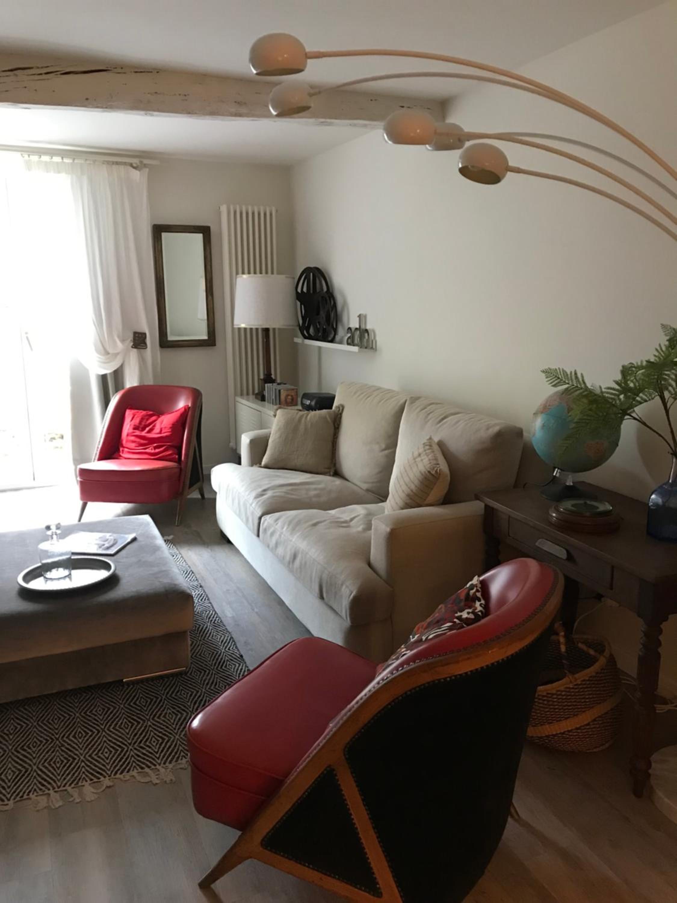 Apartamento con Balcón