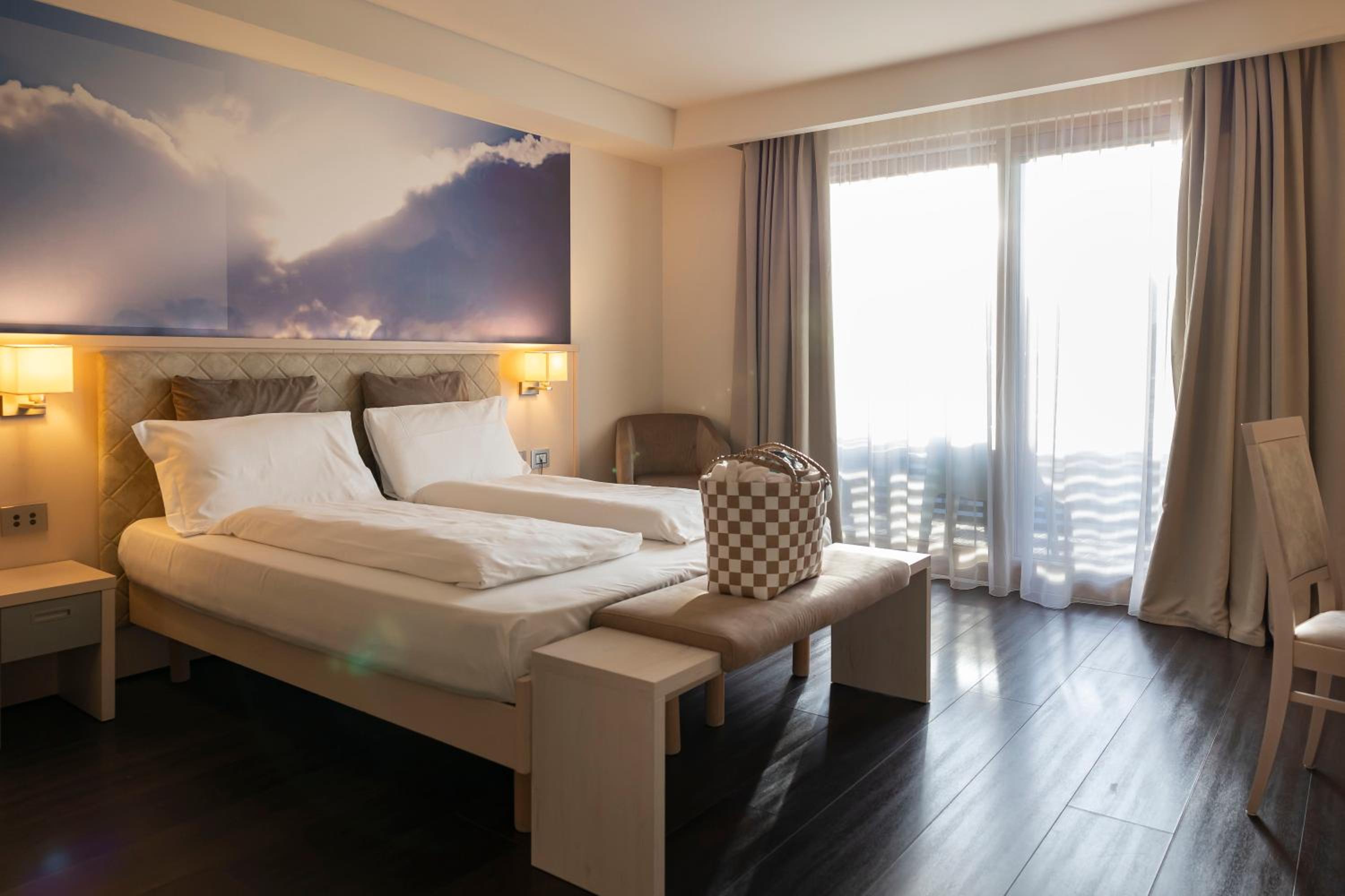 Superior Double or Twin Room - Photo 1