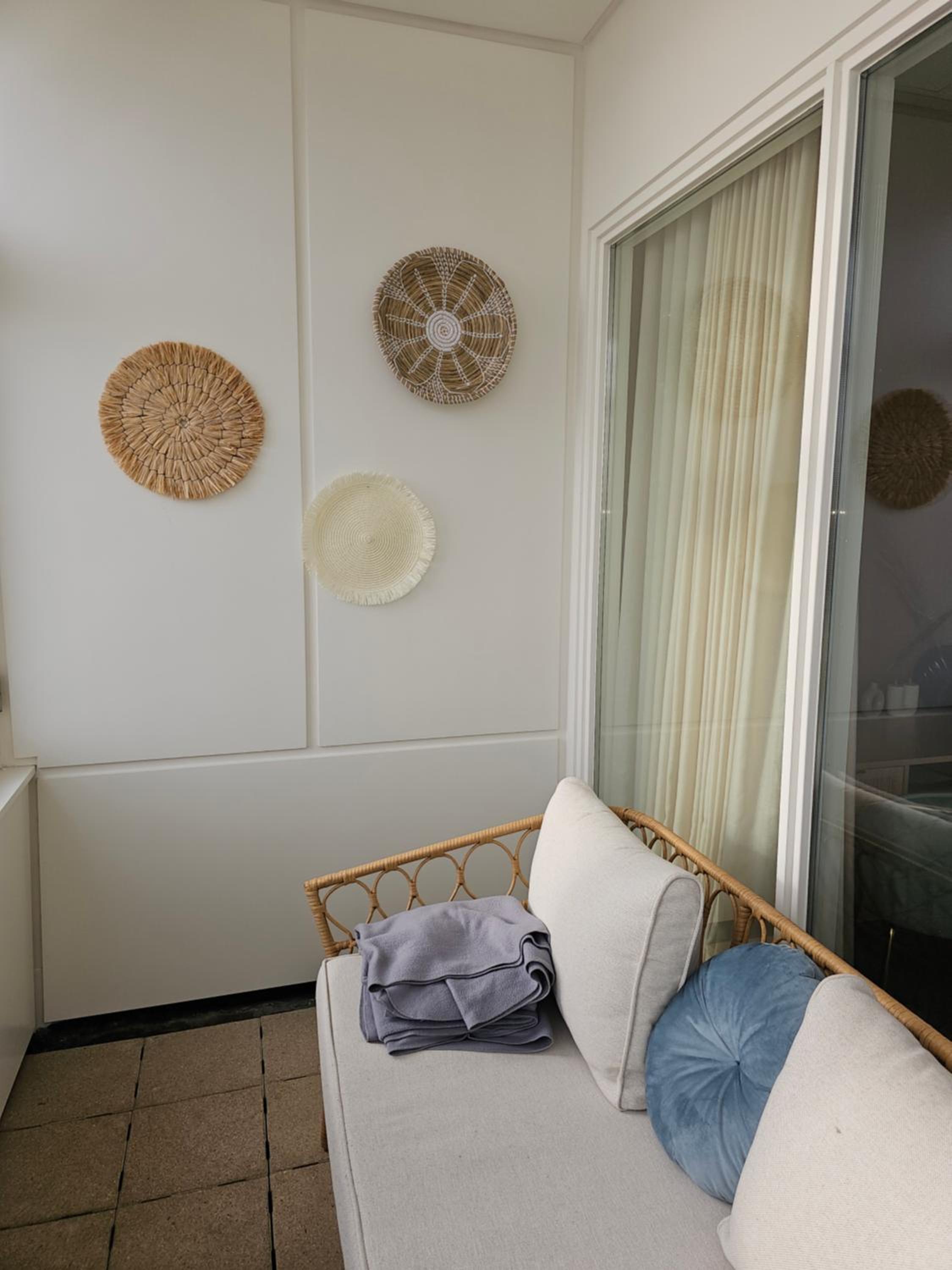 Deluxe Sea Side Loggia and Elevator Access Twin Room - Photo 2