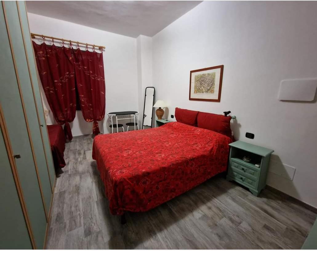 Double Room with Private External Bathroom