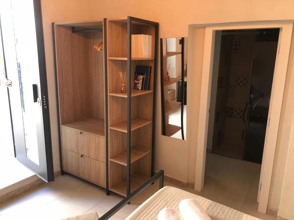 Double Room with Private Bathroom - Photo 4