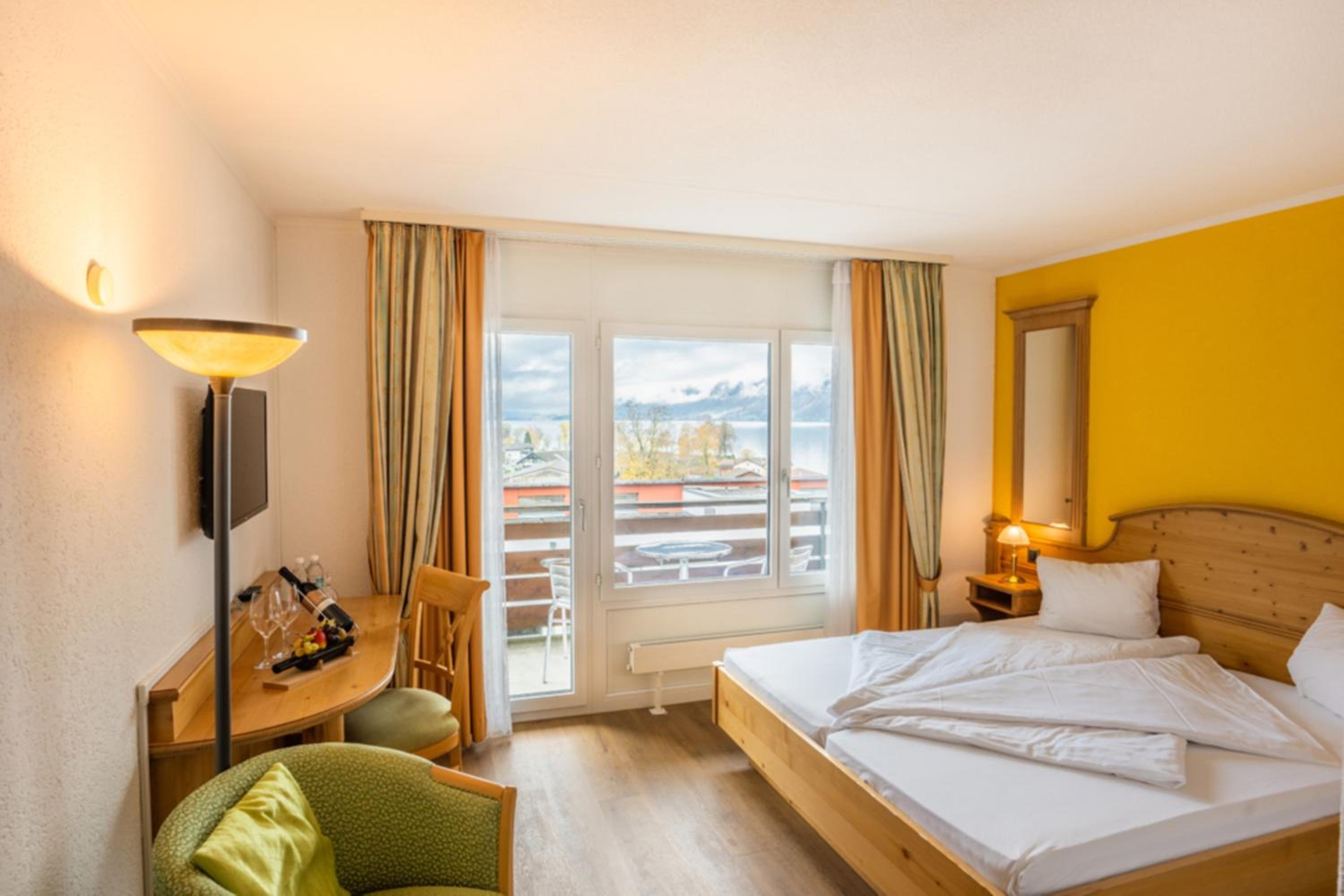 Double Room Lake Side photo 1