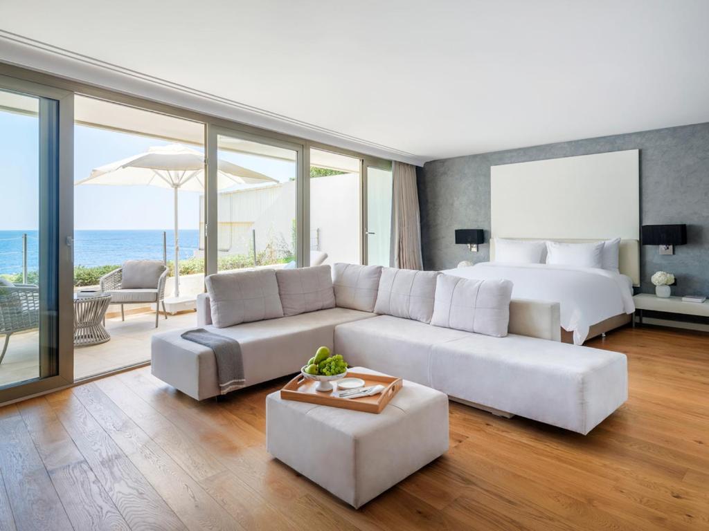 Spa Suite with Balcony and Sea View