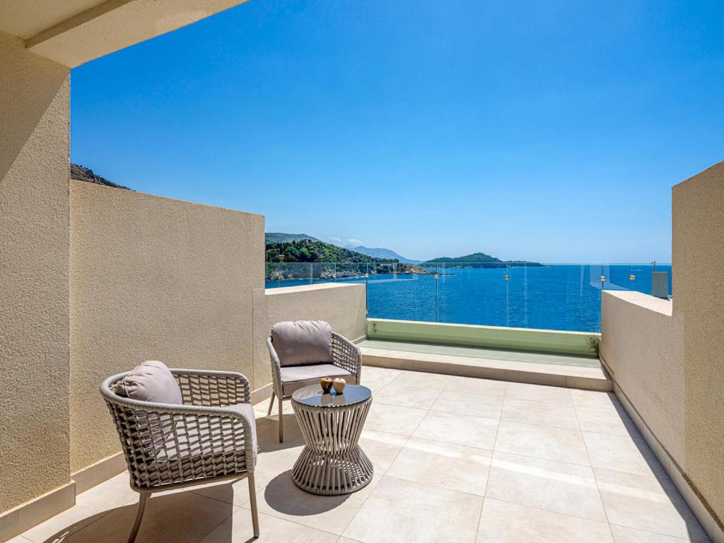 Superior Double Room with Sea View