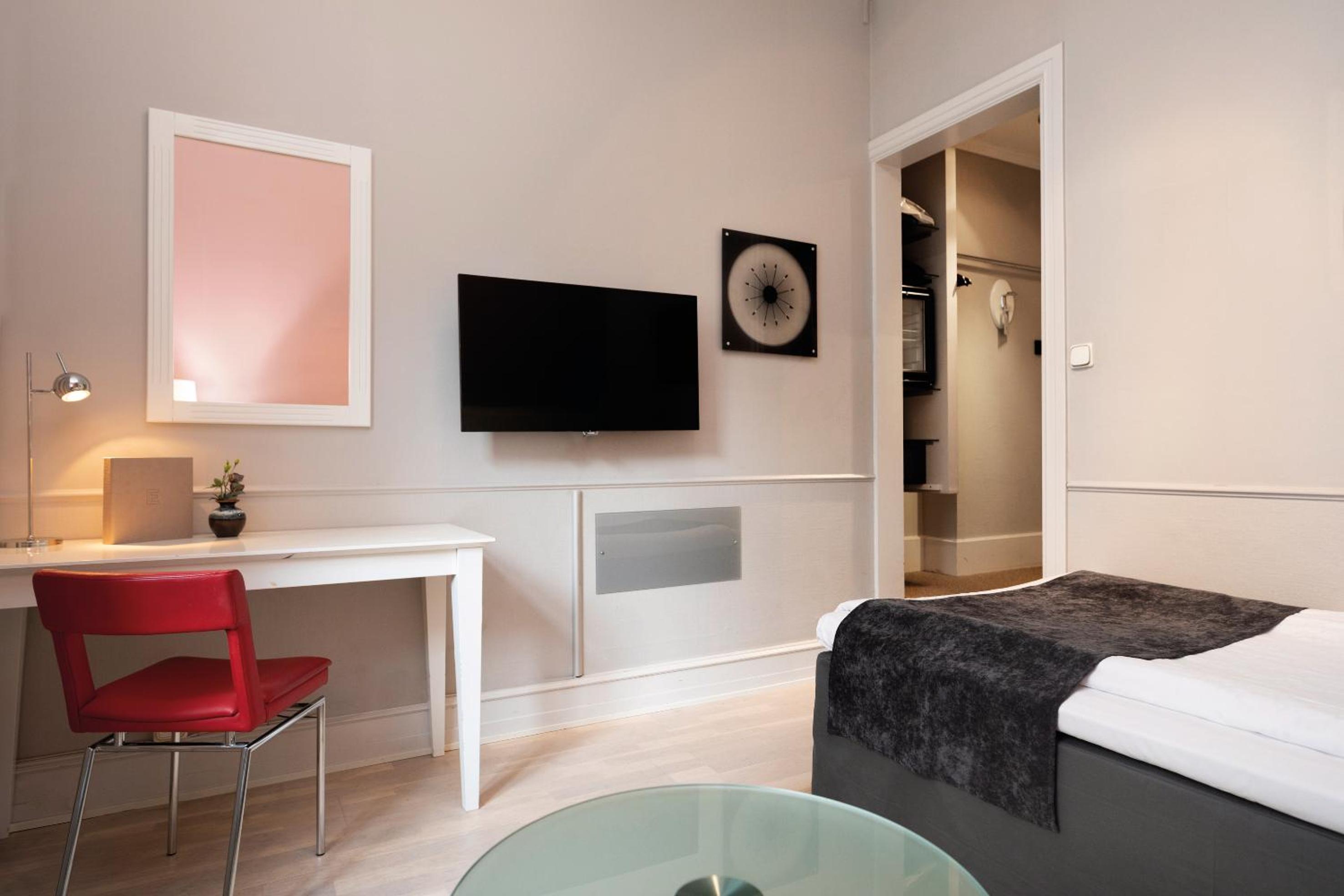 Classic Single Room