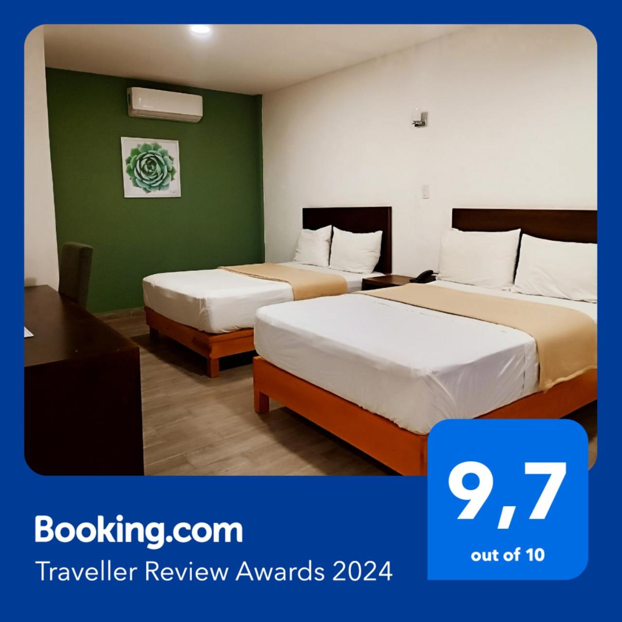 Double Room with Two Double Beds - Photo 1